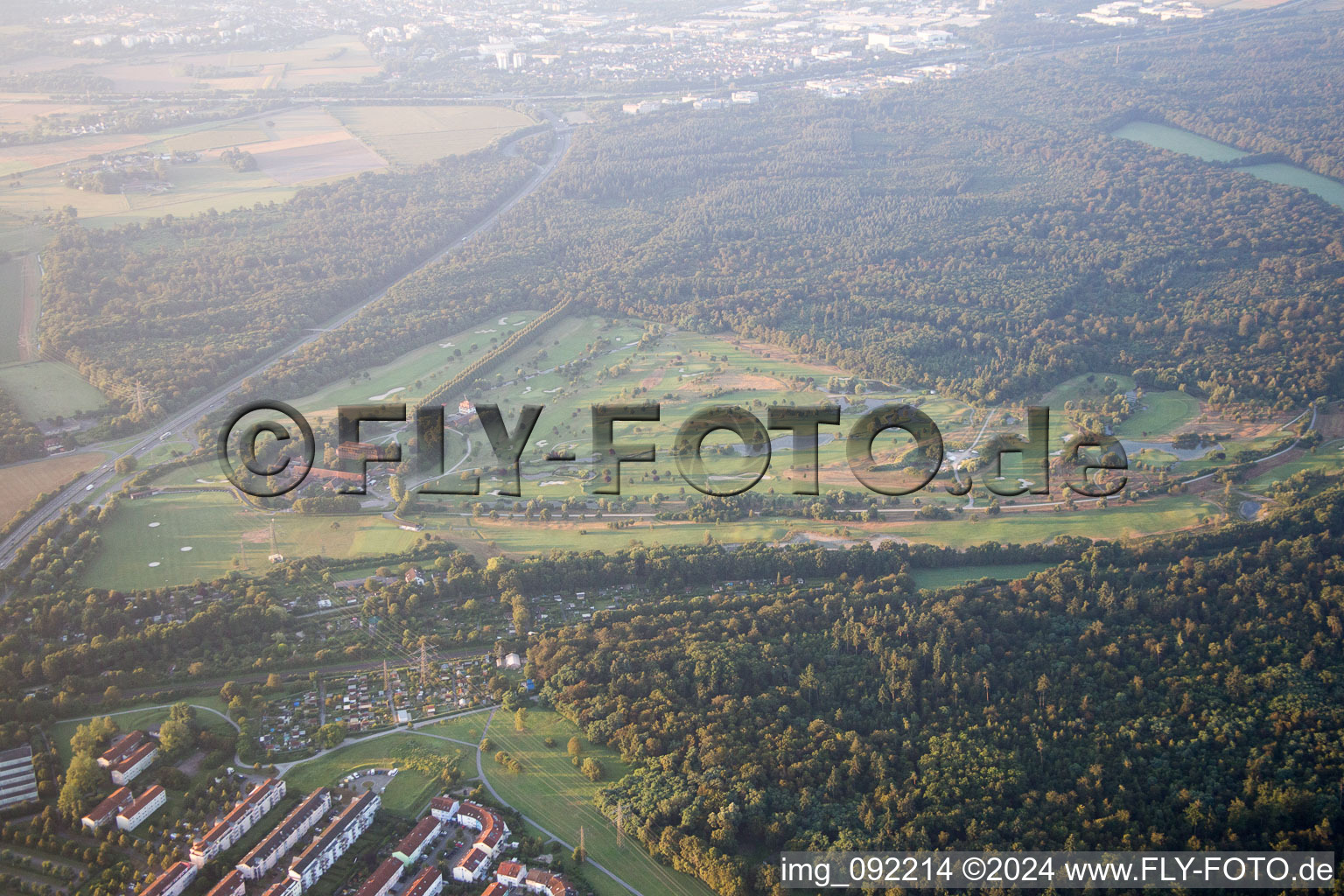 Vue aérienne de KA Golf Club Scheibenhardt à le quartier Beiertheim-Bulach in Karlsruhe dans le département Bade-Wurtemberg, Allemagne