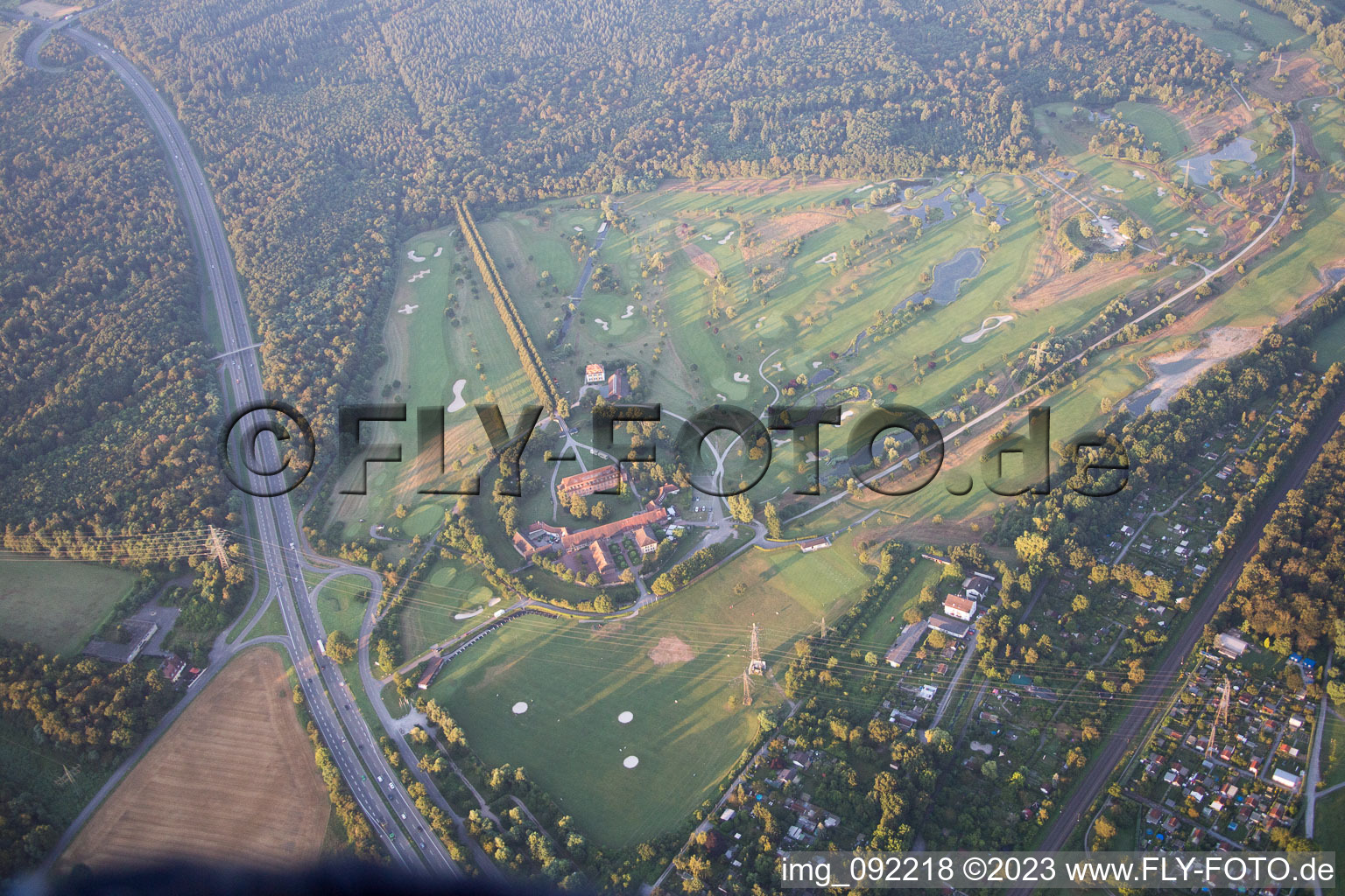 Vue aérienne de Golf Club de Scheibenhardt à le quartier Beiertheim-Bulach in Karlsruhe dans le département Bade-Wurtemberg, Allemagne