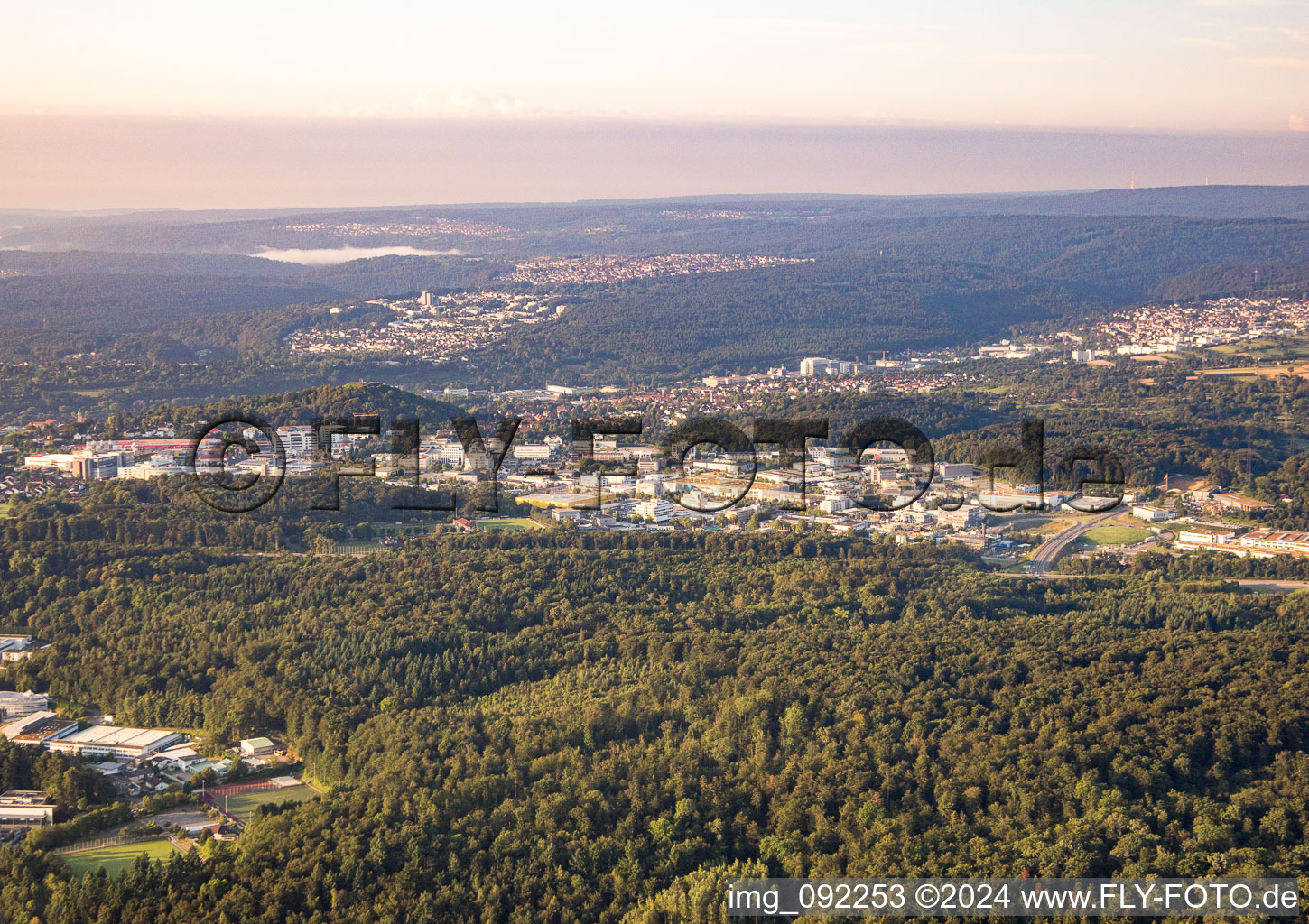 Vue oblique de Du nord-ouest à Pforzheim dans le département Bade-Wurtemberg, Allemagne