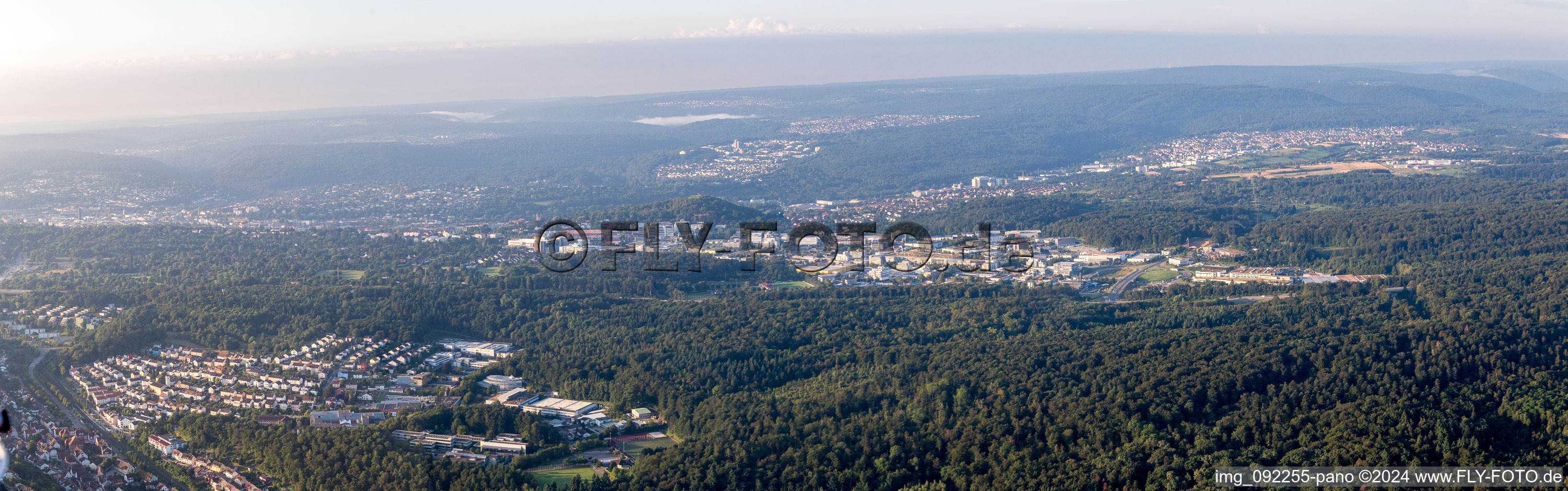 Vue aérienne de Panorama à Ispringen dans le département Bade-Wurtemberg, Allemagne