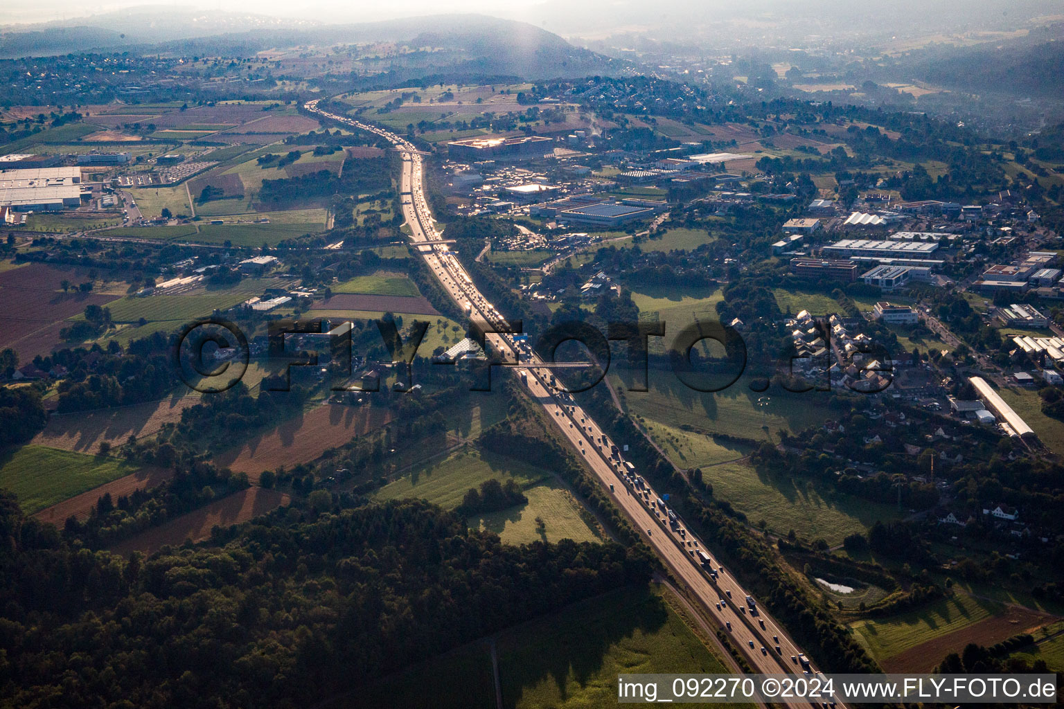 Vue aérienne de Autoroute A8 à Pforzheim dans le département Bade-Wurtemberg, Allemagne