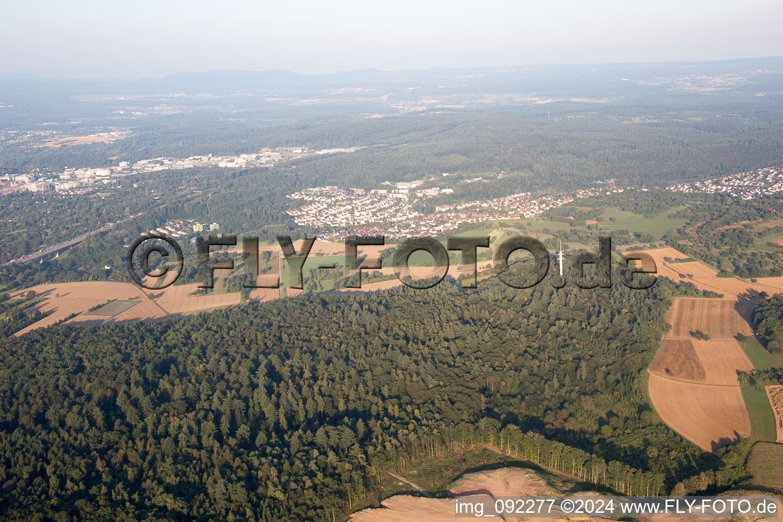 Ispringen dans le département Bade-Wurtemberg, Allemagne du point de vue du drone