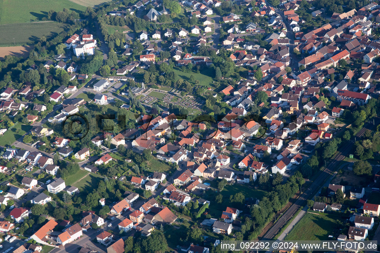 Gondelsheim dans le département Bade-Wurtemberg, Allemagne d'en haut