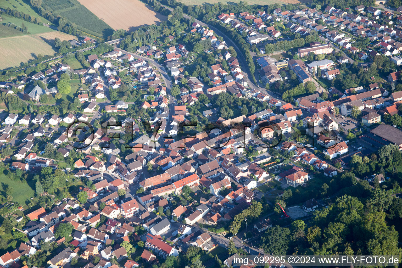 Gondelsheim dans le département Bade-Wurtemberg, Allemagne hors des airs