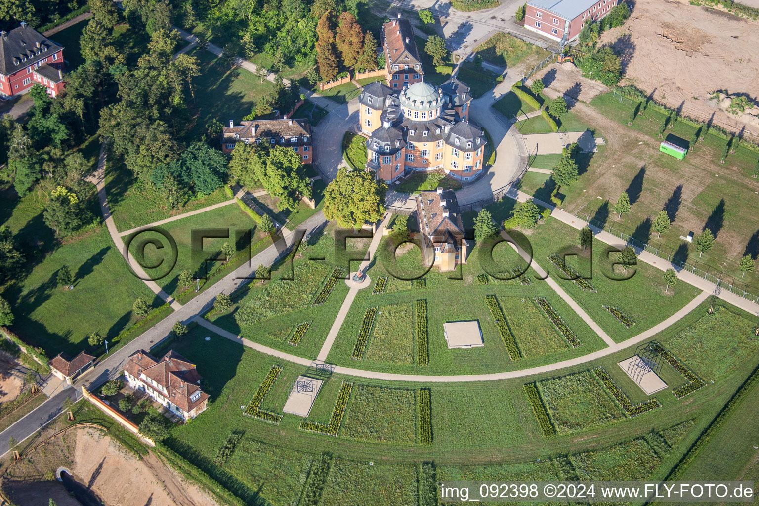 Vue aérienne de Palais de l'Ermitage Waghäusel à Waghäusel dans le département Bade-Wurtemberg, Allemagne