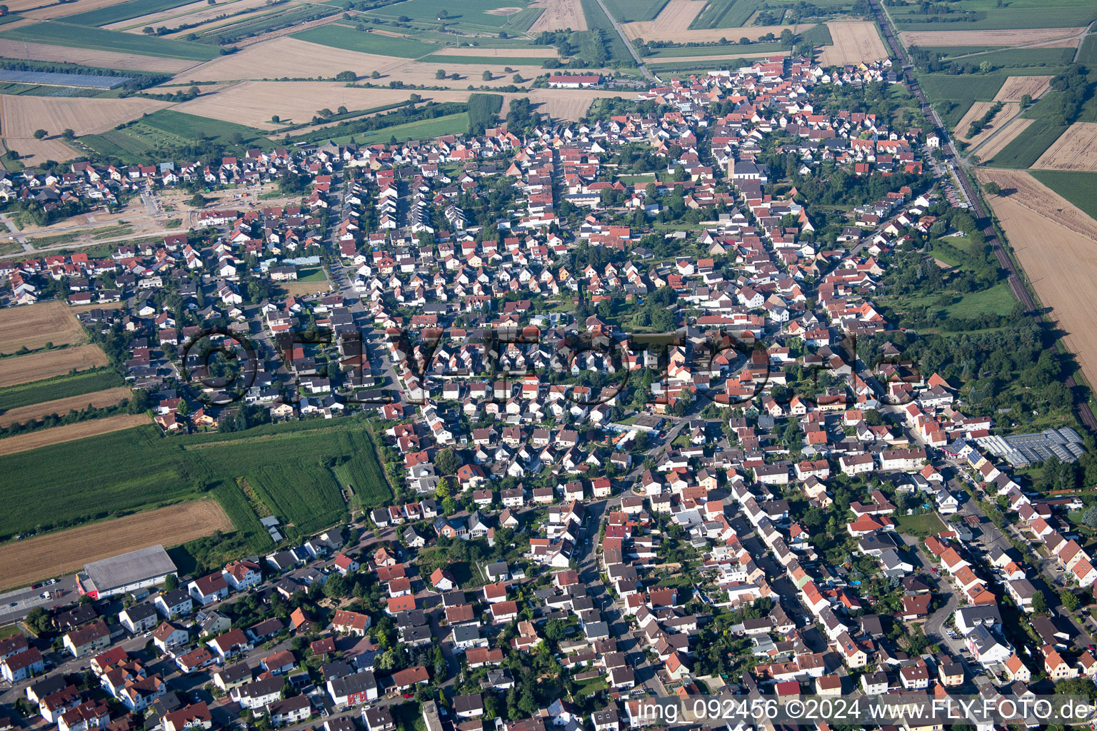 Vue oblique de Quartier Heiligenstein in Römerberg dans le département Rhénanie-Palatinat, Allemagne