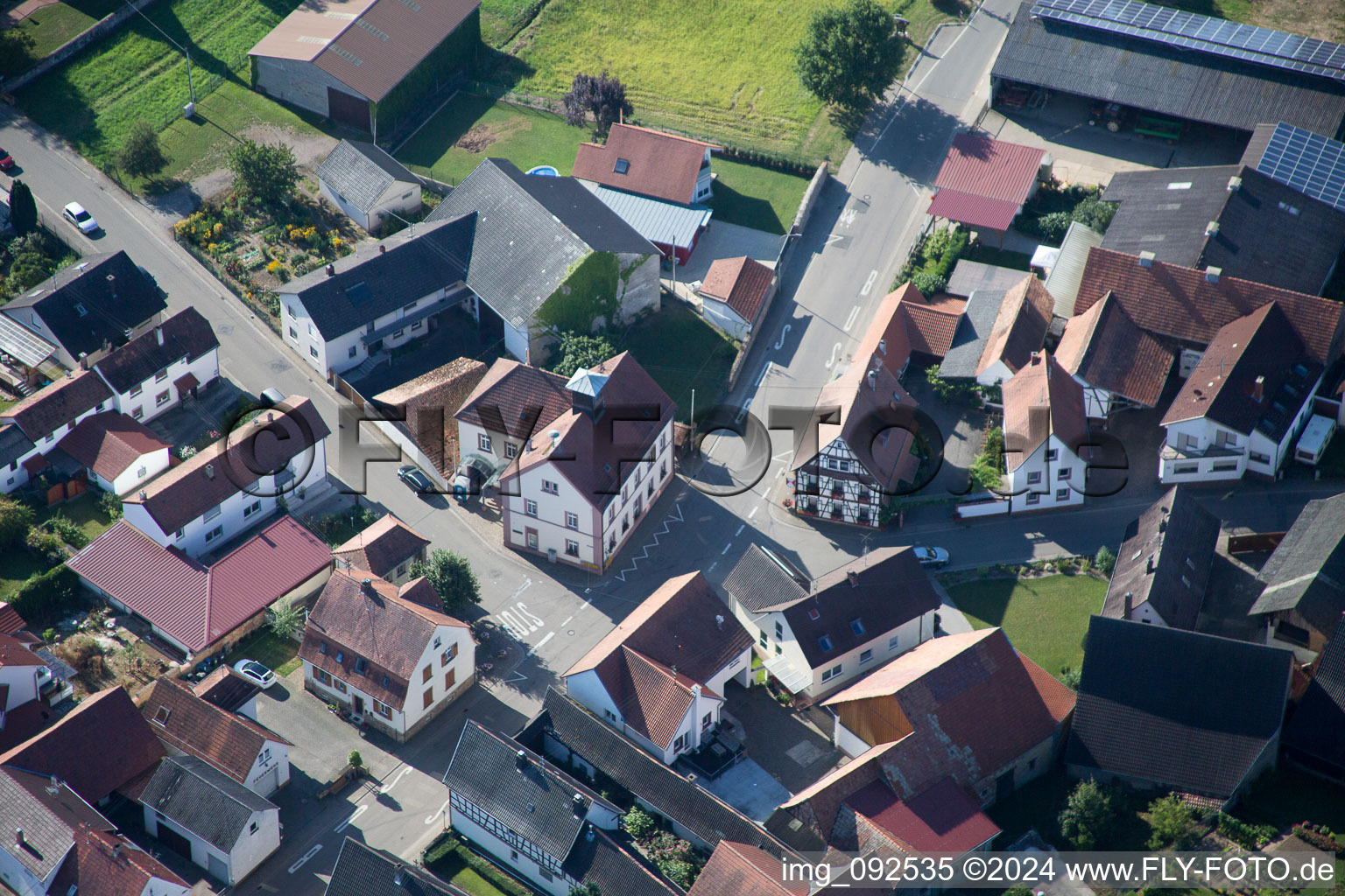 Quartier Kleinsteinfeld in Niederotterbach dans le département Rhénanie-Palatinat, Allemagne d'en haut