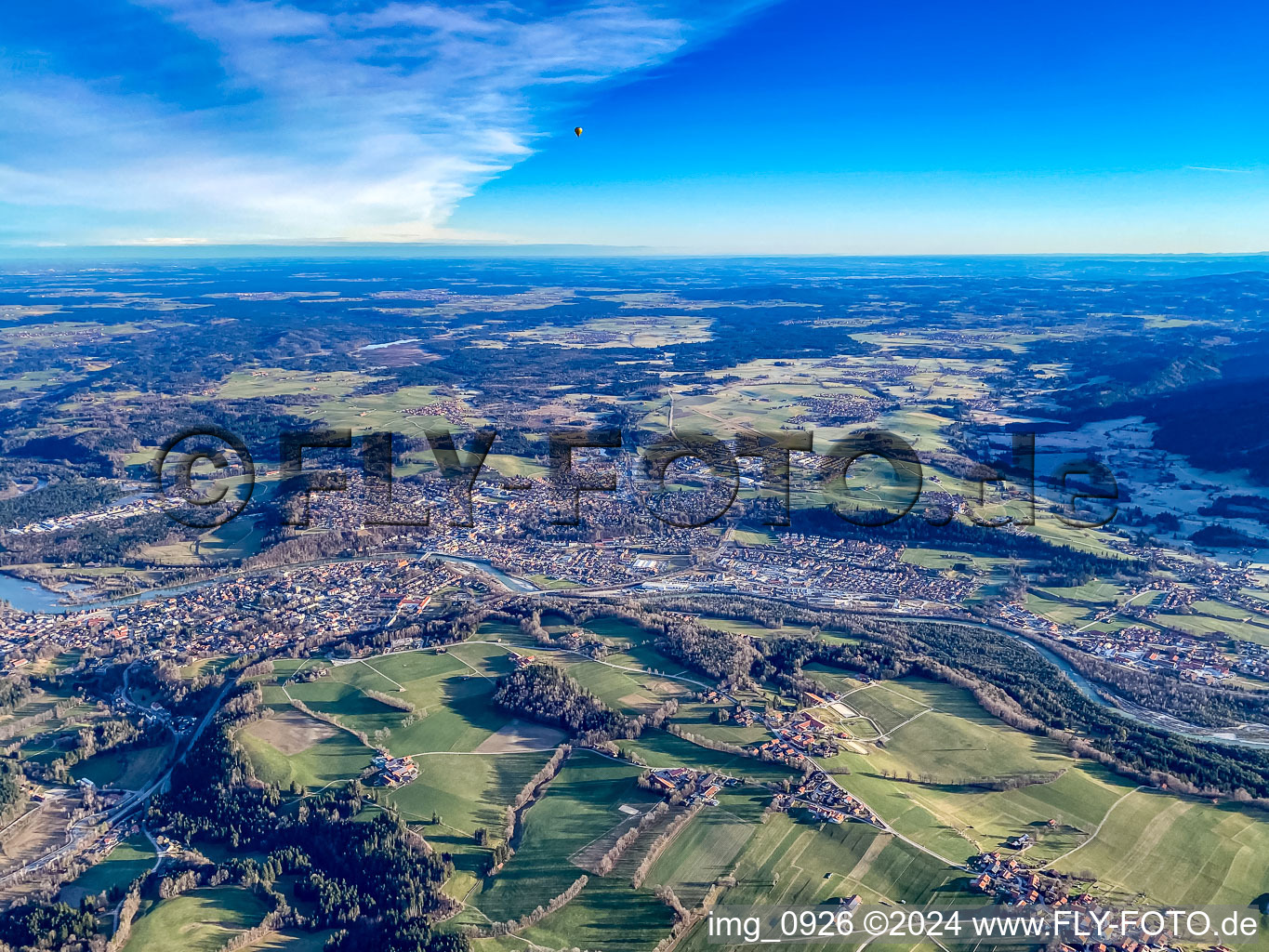 Vue aérienne de Du sud-ouest à Bad Tölz dans le département Bavière, Allemagne