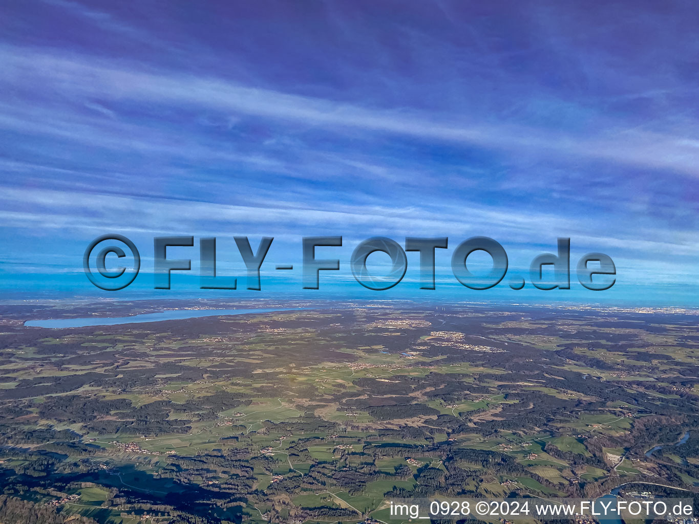 Vue aérienne de Lac de Starnberg depuis le sud-est à Starnberger See dans le département Bavière, Allemagne