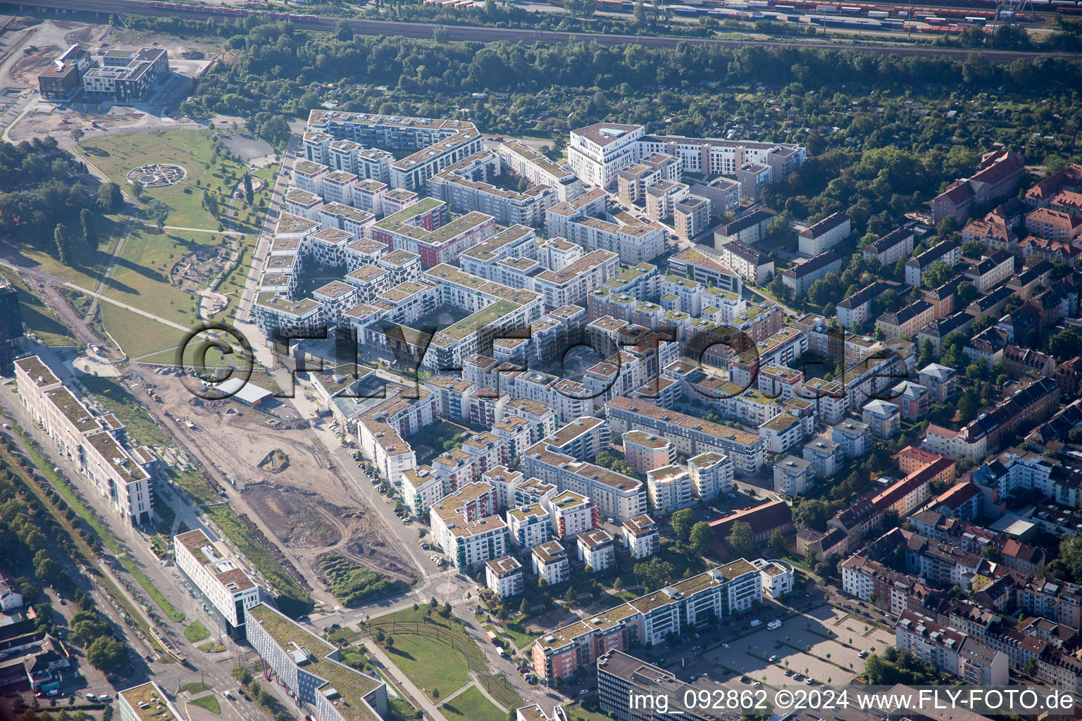 Vue aérienne de Parc de la ville à le quartier Südstadt in Karlsruhe dans le département Bade-Wurtemberg, Allemagne