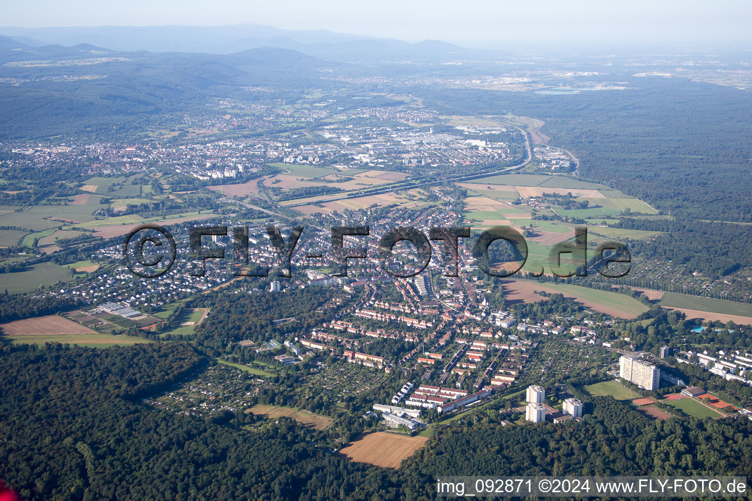 Vue aérienne de Quartier Rüppurr in Karlsruhe dans le département Bade-Wurtemberg, Allemagne