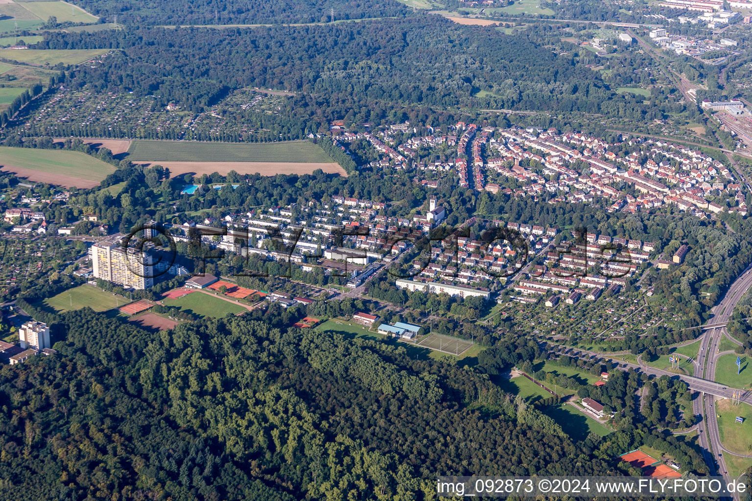 Vue aérienne de Quartier Weiherfeld-Dammerstock in Karlsruhe dans le département Bade-Wurtemberg, Allemagne