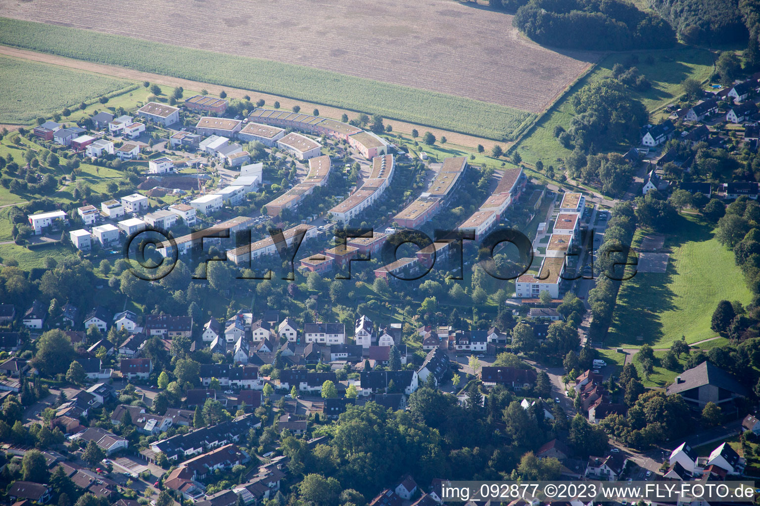 Quartier Hohenwettersbach in Karlsruhe dans le département Bade-Wurtemberg, Allemagne depuis l'avion