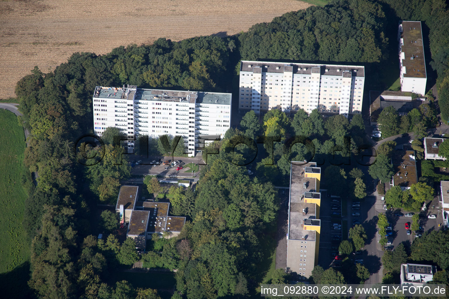 Quartier Durlach in Karlsruhe dans le département Bade-Wurtemberg, Allemagne du point de vue du drone