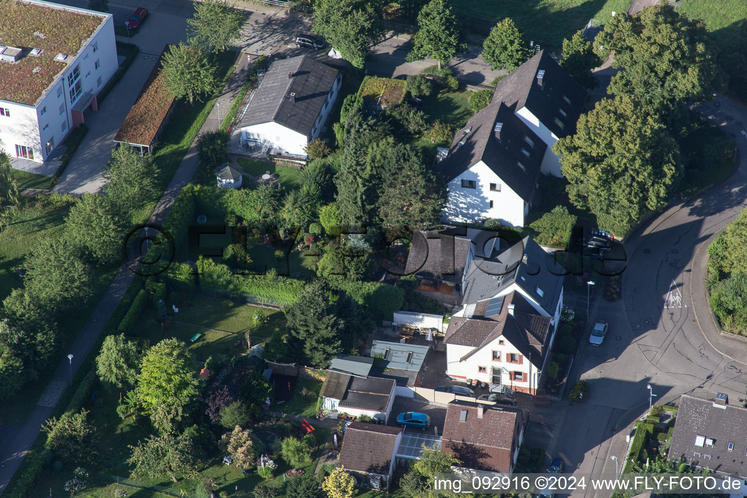 Vue oblique de Nouvelle façon à le quartier Hohenwettersbach in Karlsruhe dans le département Bade-Wurtemberg, Allemagne