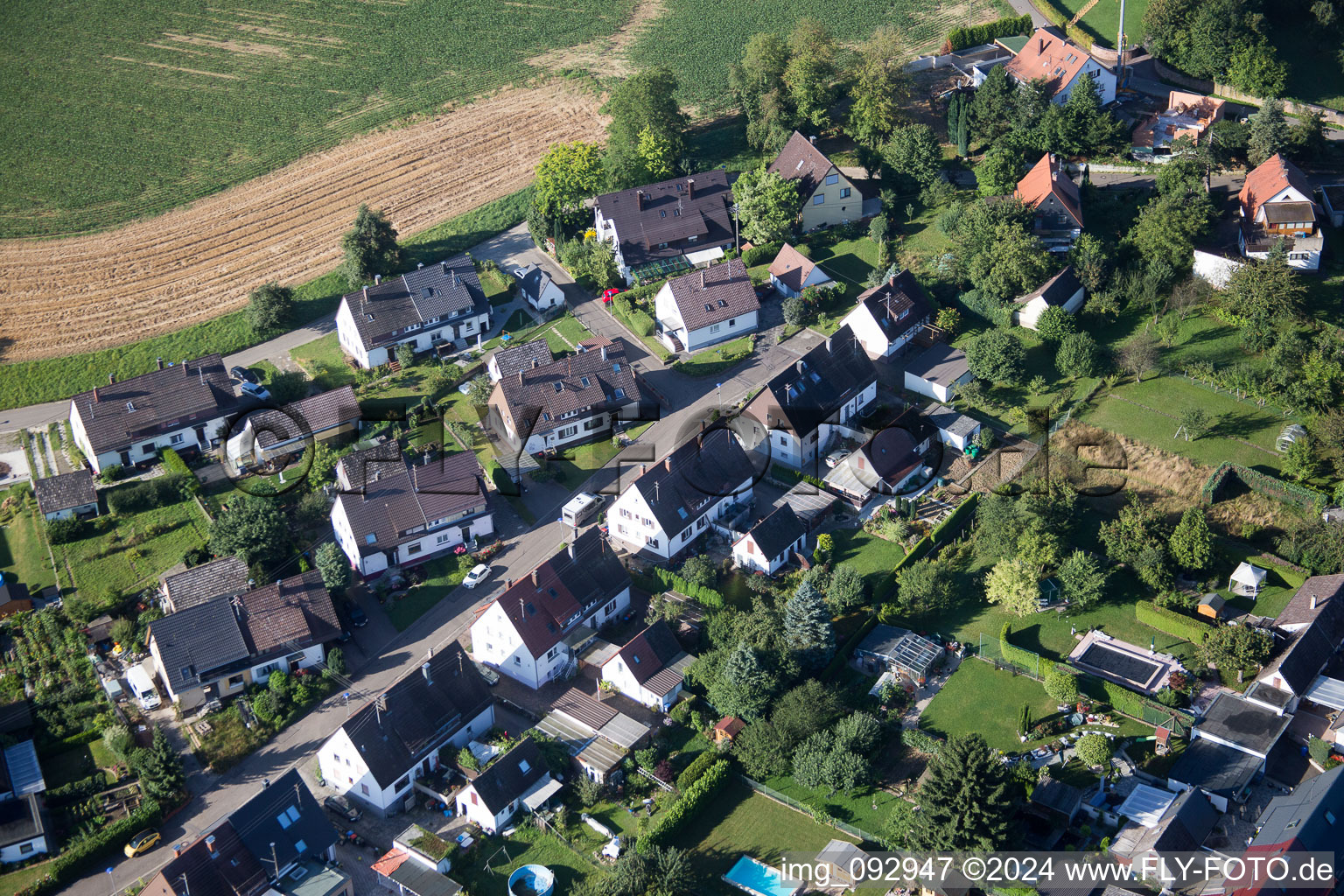 Quartier Hohenwettersbach in Karlsruhe dans le département Bade-Wurtemberg, Allemagne d'en haut