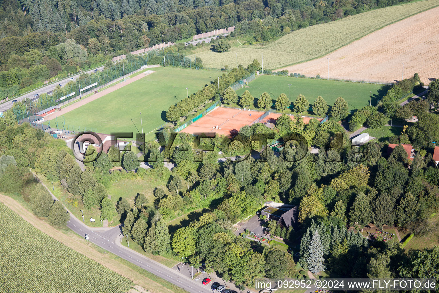 Quartier Hohenwettersbach in Karlsruhe dans le département Bade-Wurtemberg, Allemagne depuis l'avion