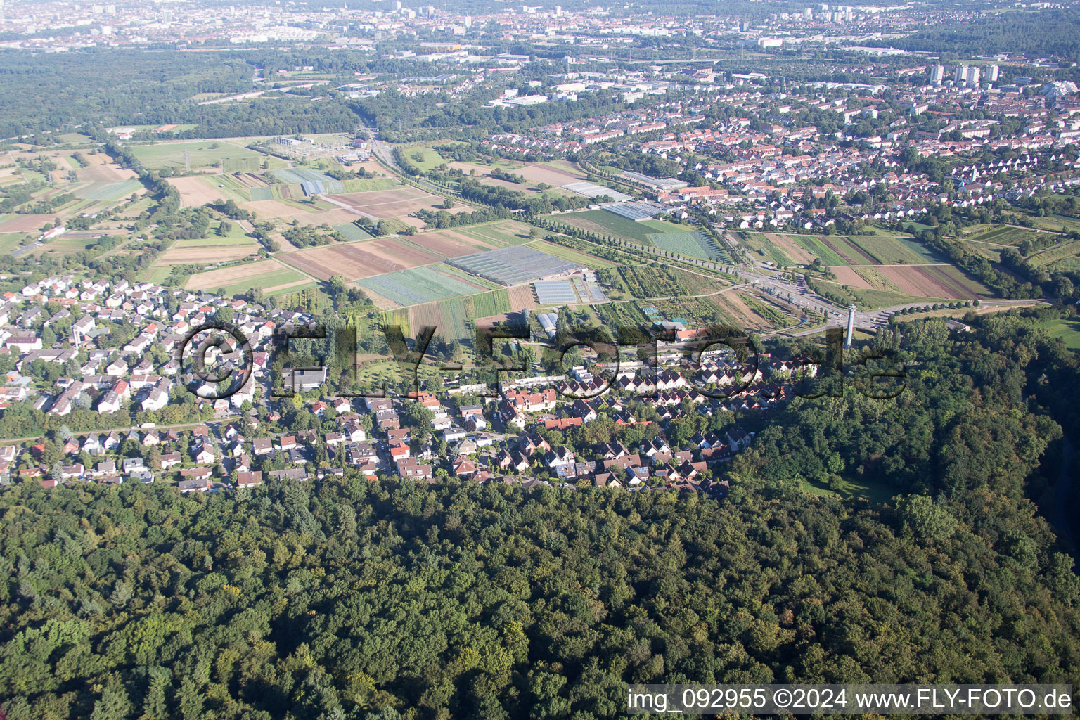 Photographie aérienne de Quartier Wolfartsweier in Karlsruhe dans le département Bade-Wurtemberg, Allemagne