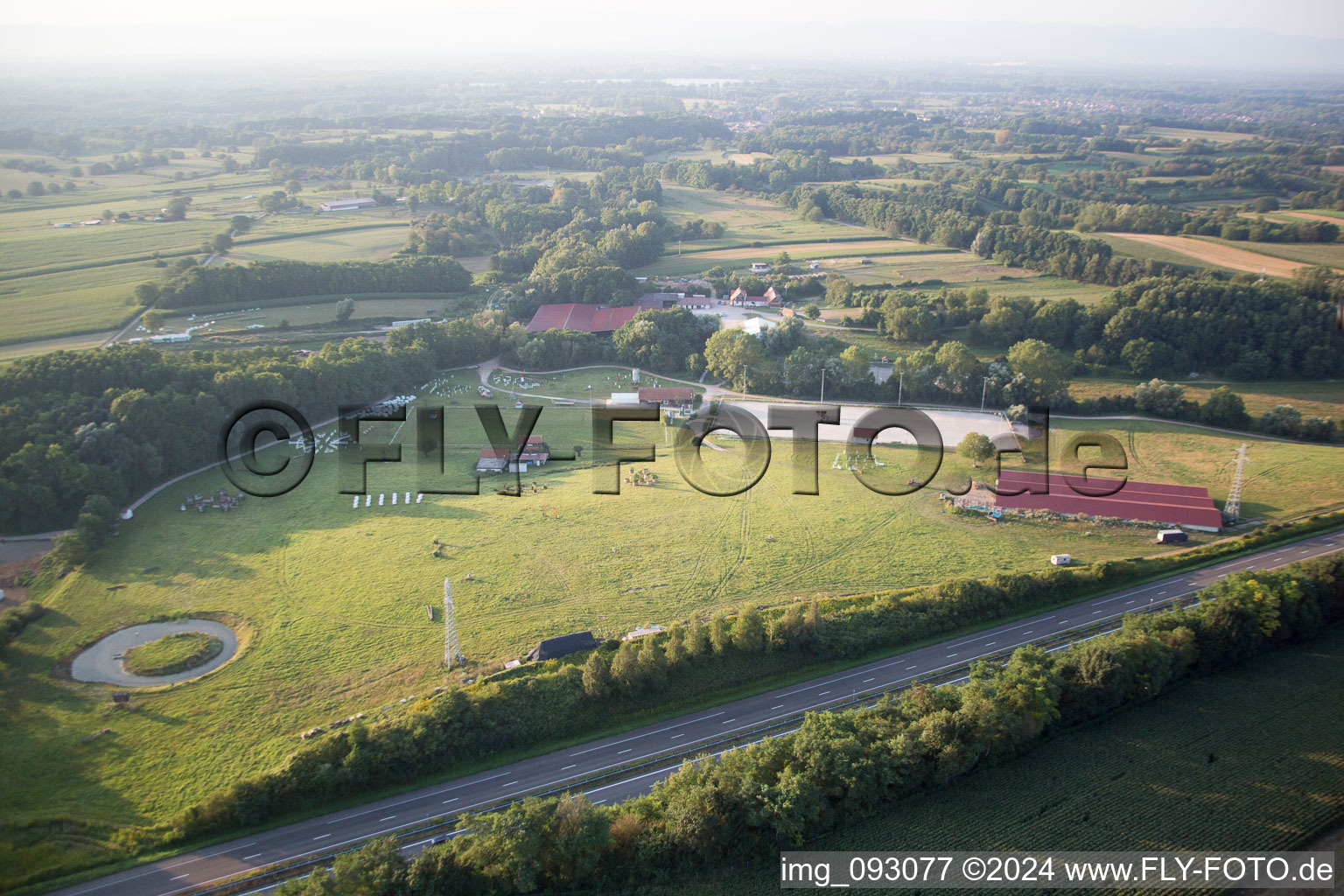 Enregistrement par drone de Neewiller-près-Lauterbourg dans le département Bas Rhin, France