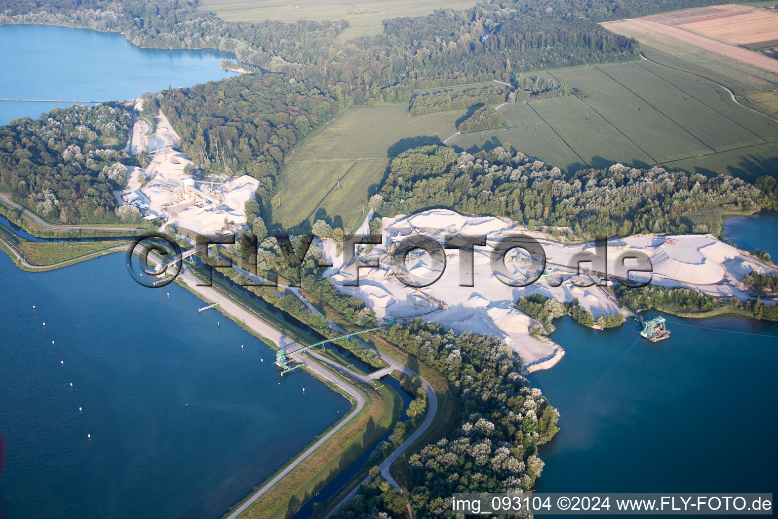 Fort-Louis dans le département Bas Rhin, France depuis l'avion