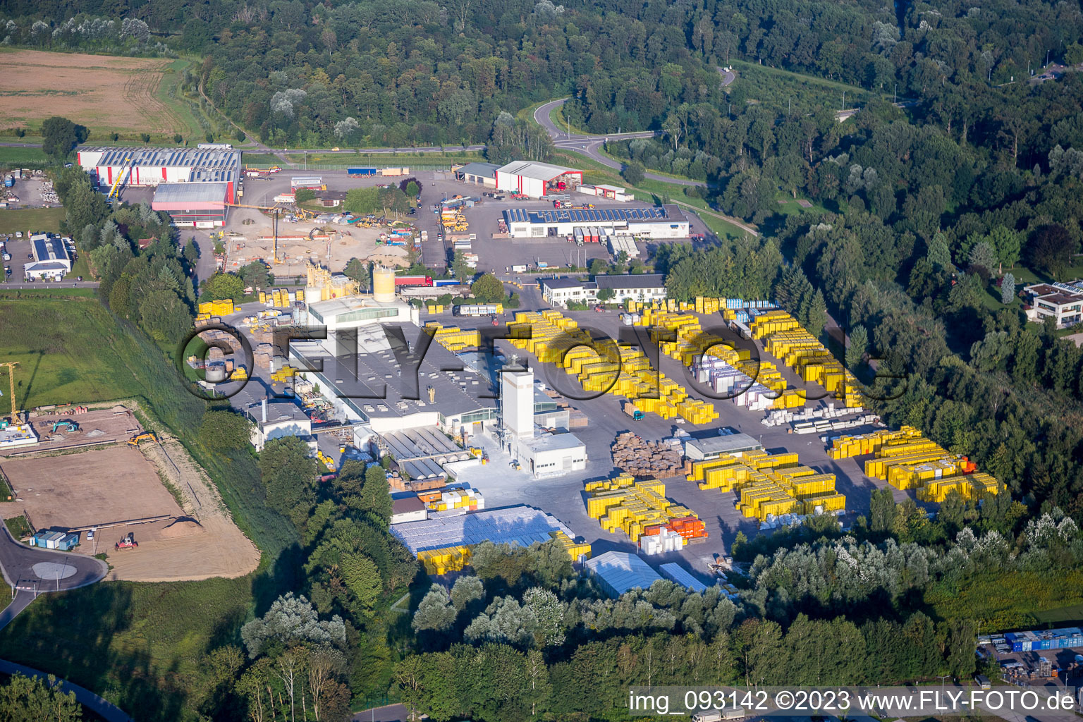 Vue aérienne de Sites de l'usine Xella Deutschland GmbH à le quartier Freistett in Rheinau dans le département Bade-Wurtemberg, Allemagne