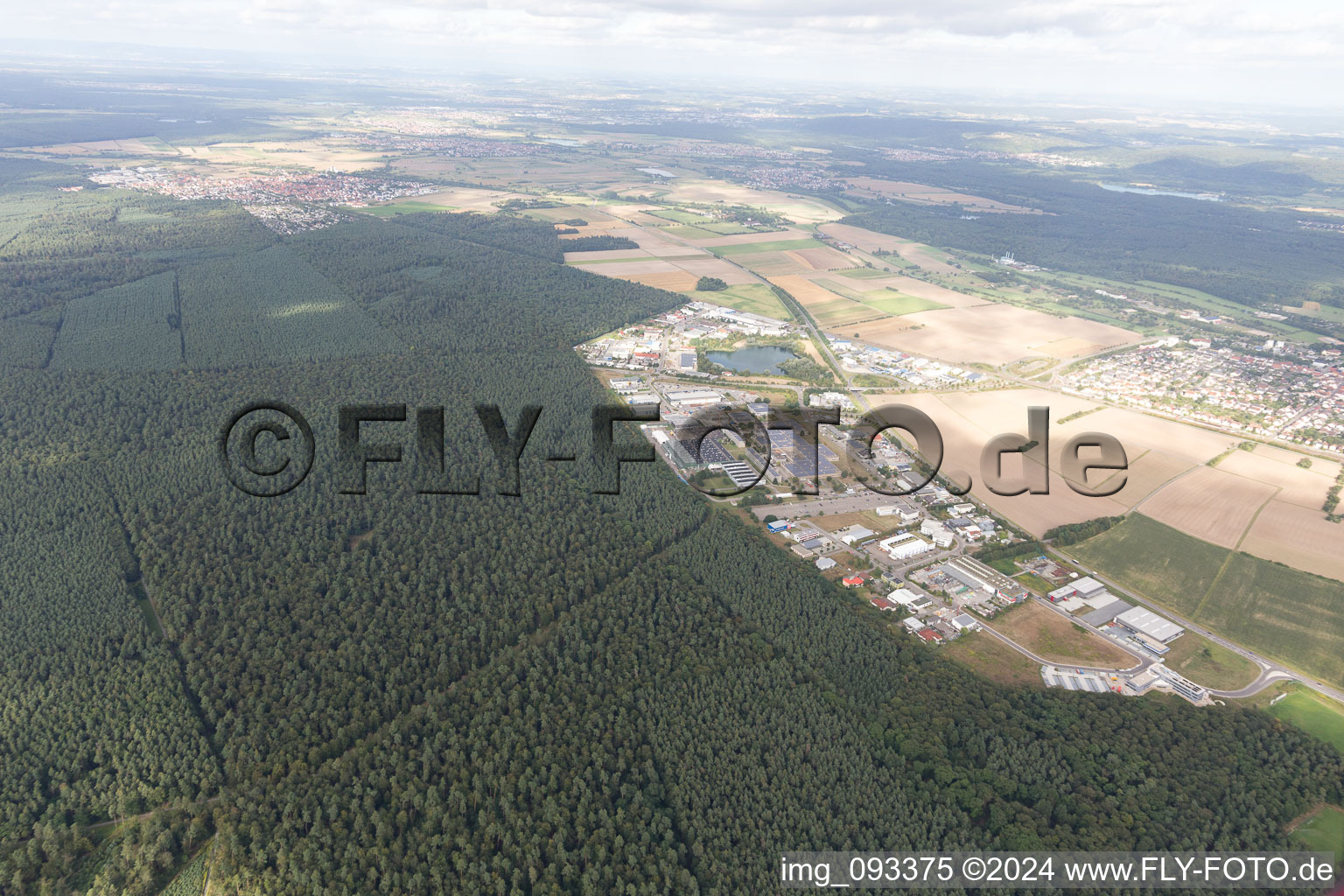 Quartier Blankenloch in Stutensee dans le département Bade-Wurtemberg, Allemagne depuis l'avion