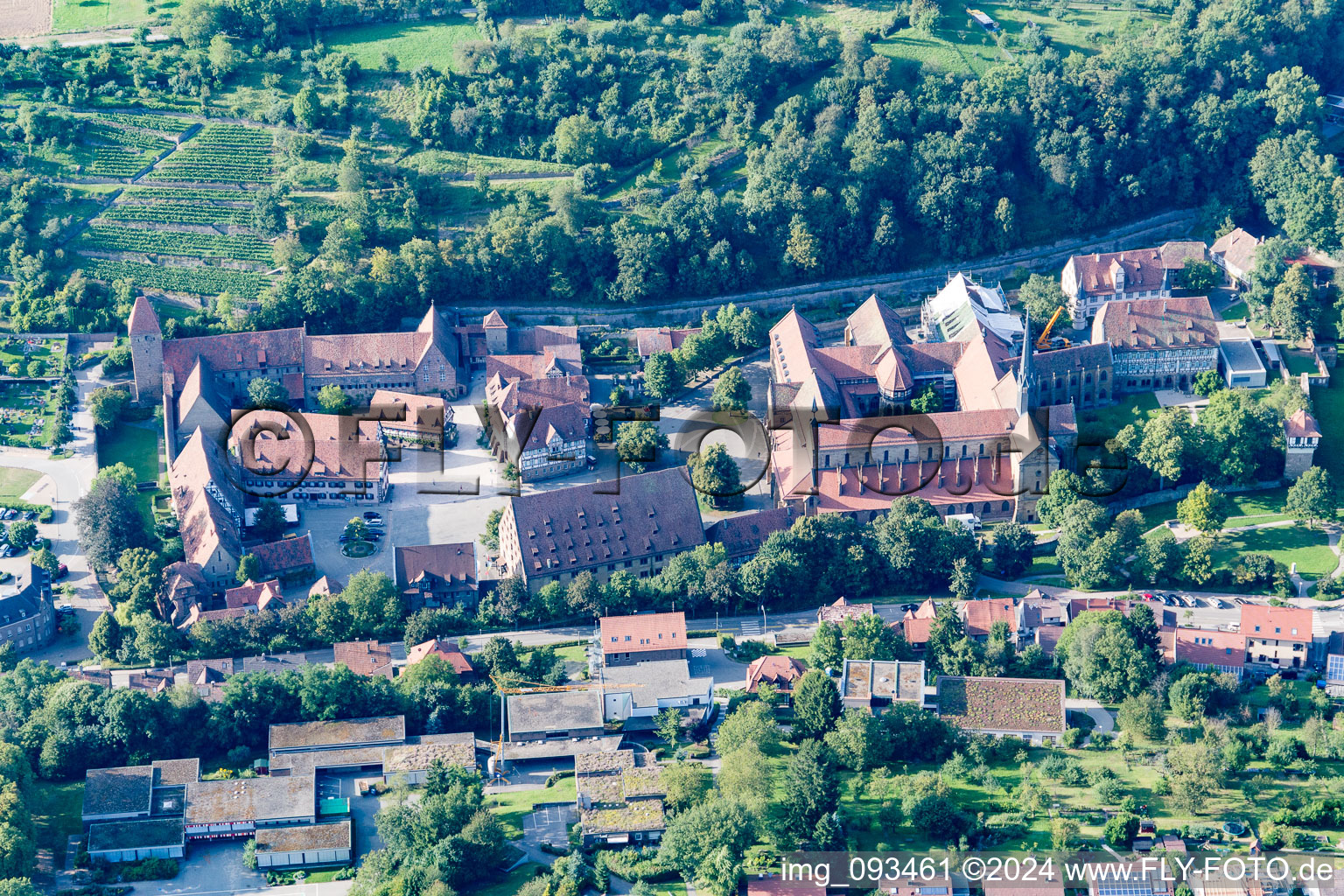 Vue oblique de Maulbronn dans le département Bade-Wurtemberg, Allemagne