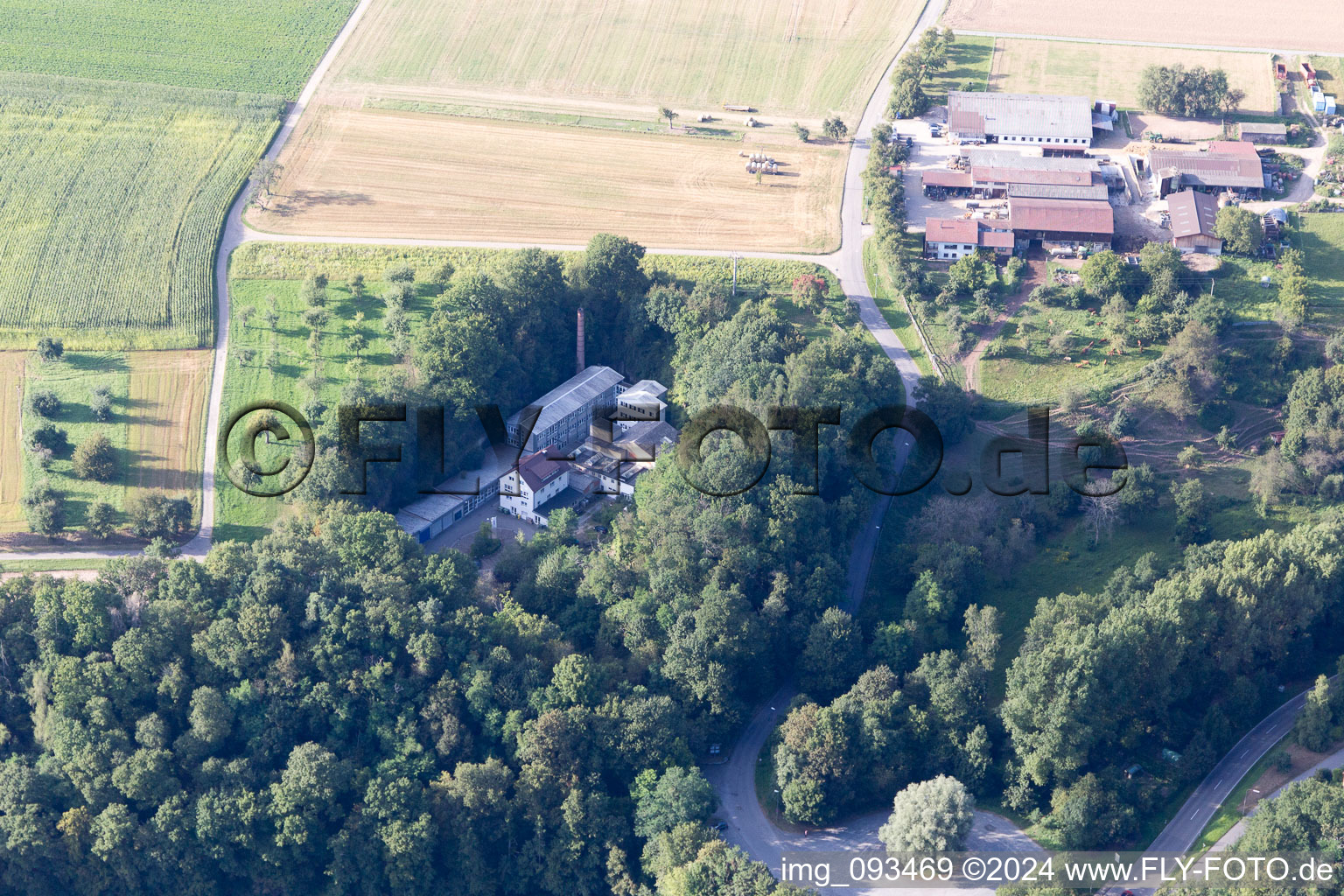 Maulbronn dans le département Bade-Wurtemberg, Allemagne vue du ciel