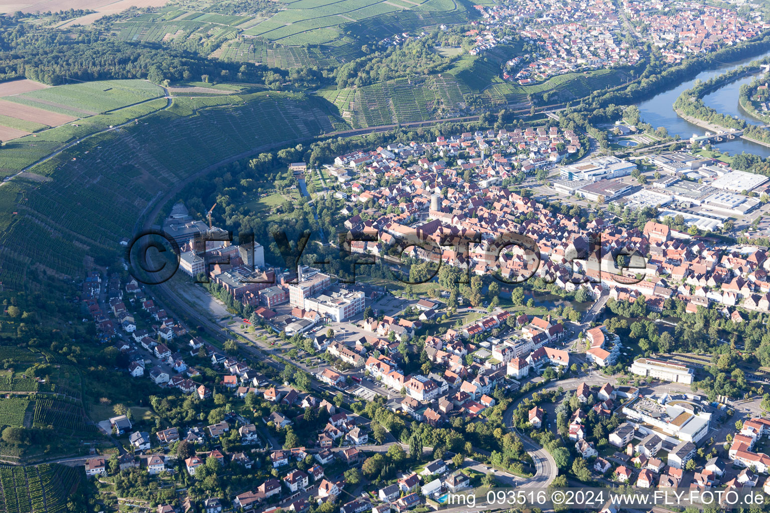 Besigheim dans le département Bade-Wurtemberg, Allemagne d'en haut