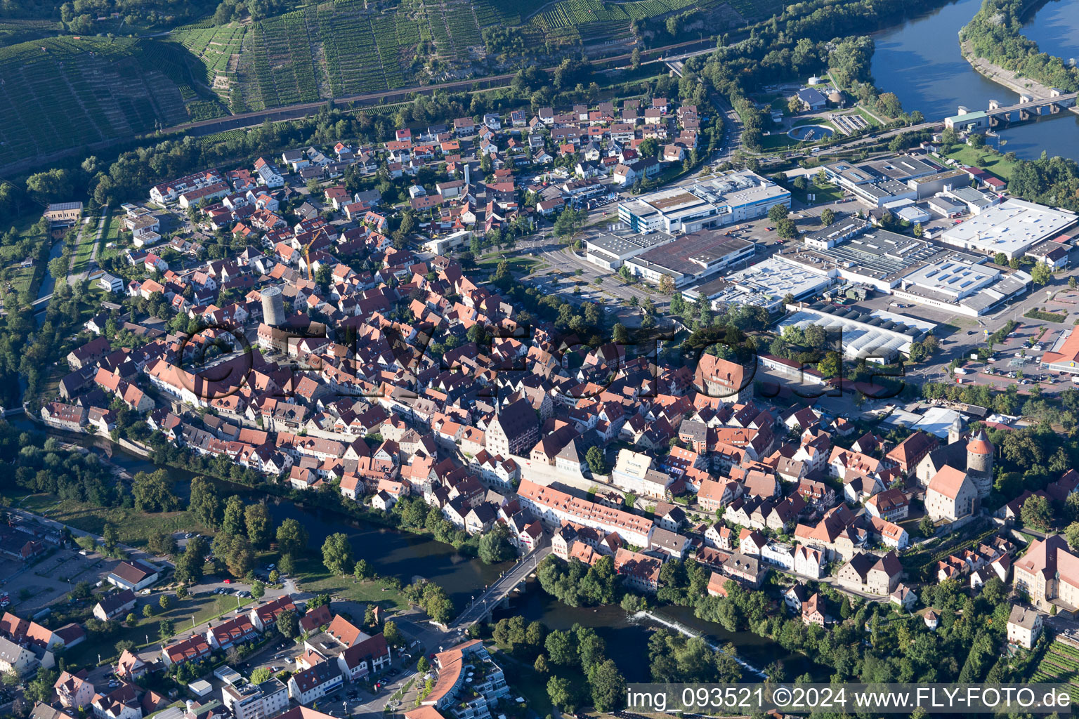 Vue d'oiseau de Besigheim dans le département Bade-Wurtemberg, Allemagne