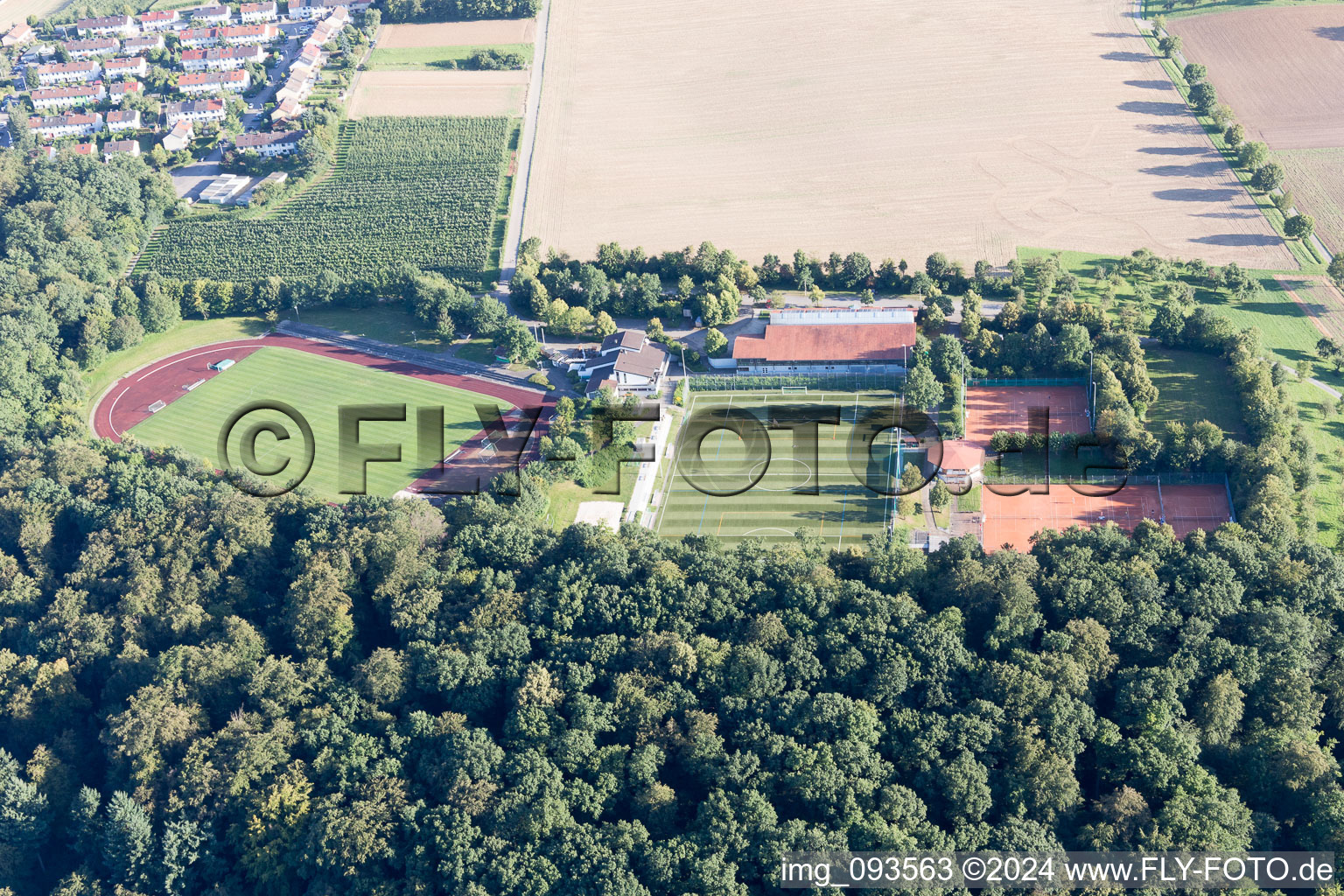 Vue aérienne de Affalterbach dans le département Bade-Wurtemberg, Allemagne