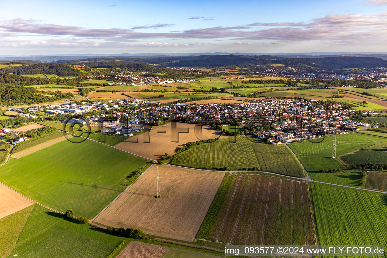 Vue aérienne de Quartier Nellmersbach in Leutenbach dans le département Bade-Wurtemberg, Allemagne