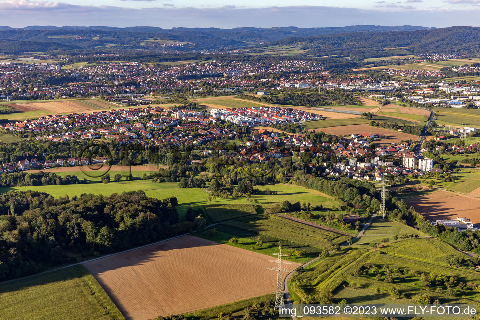 Vue aérienne de Du sud à le quartier Maubach in Backnang dans le département Bade-Wurtemberg, Allemagne