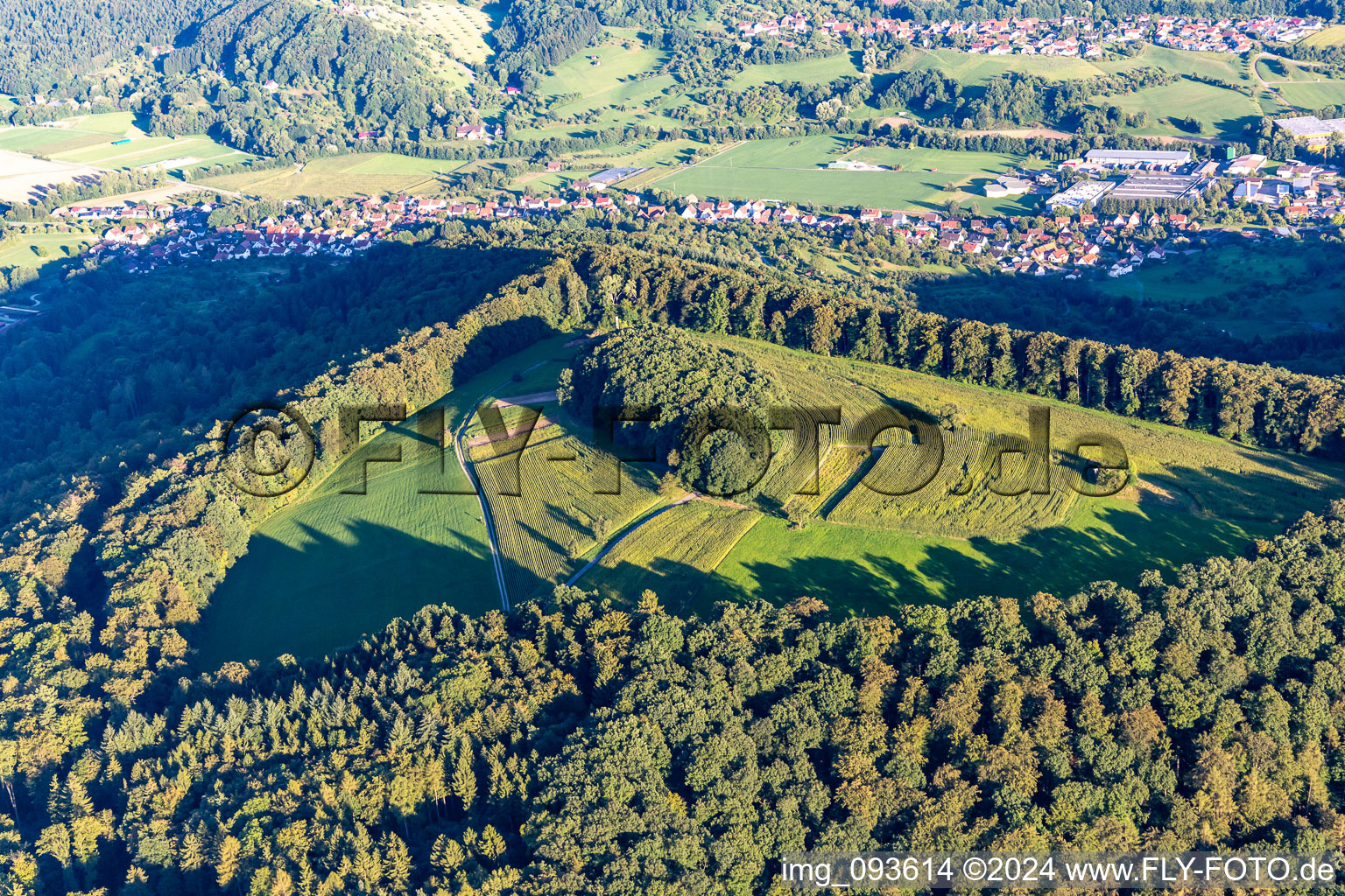 Vue aérienne de Grotte drôle à Rudersberg dans le département Bade-Wurtemberg, Allemagne