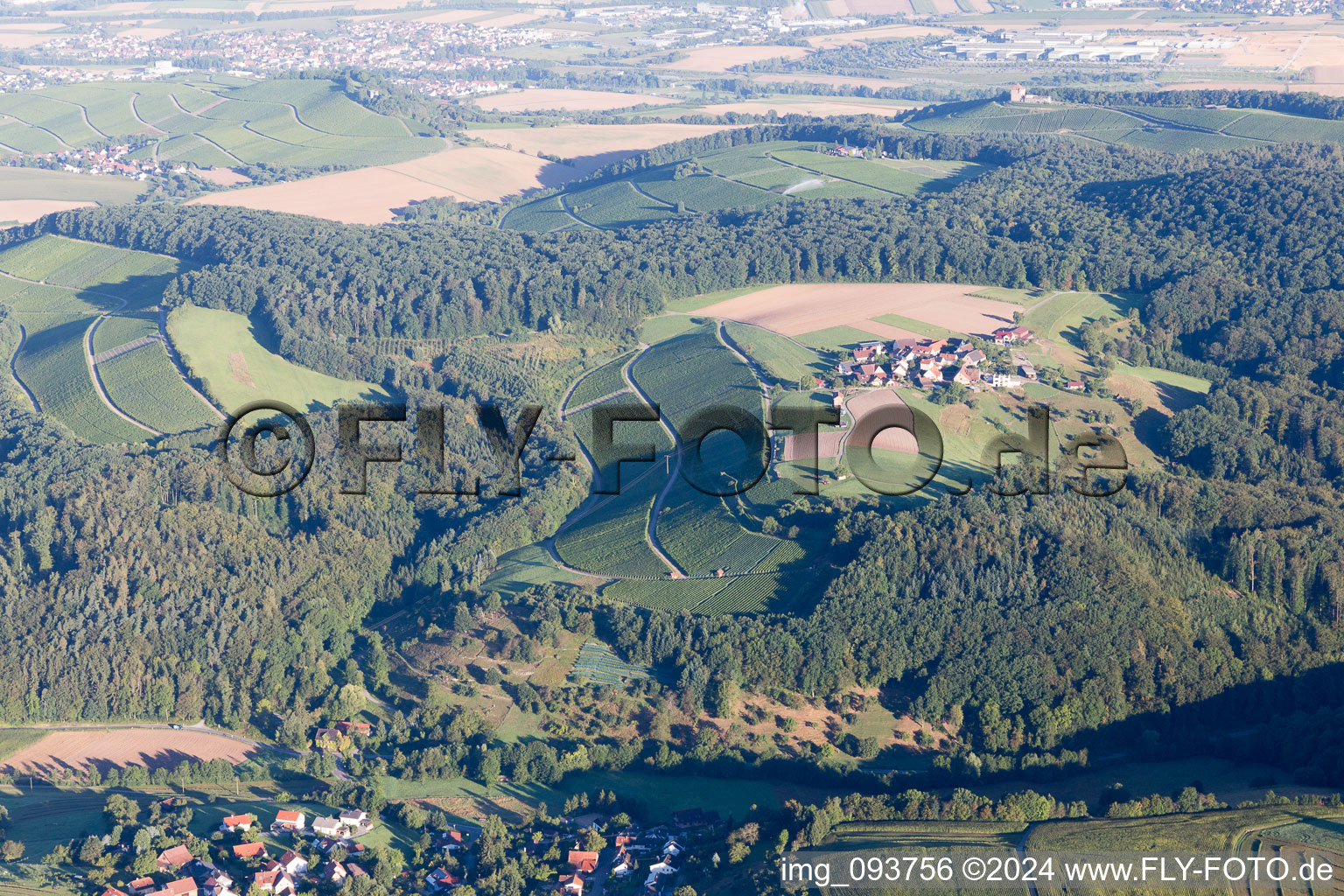 Vue aérienne de Beilstein dans le département Bade-Wurtemberg, Allemagne