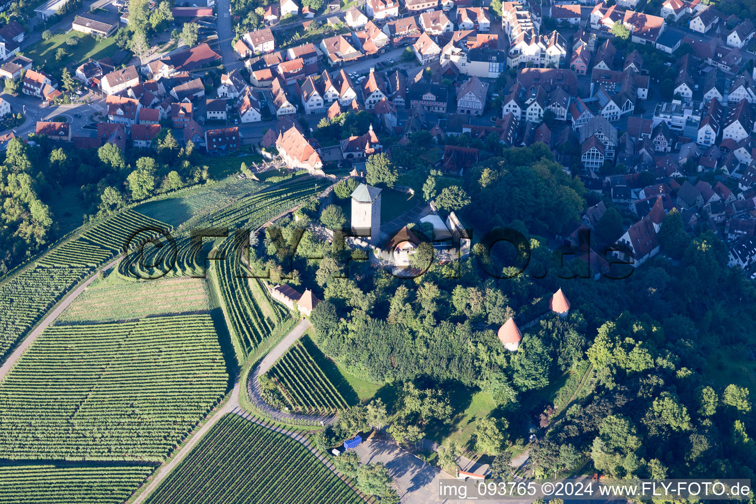 Beilstein dans le département Bade-Wurtemberg, Allemagne depuis l'avion