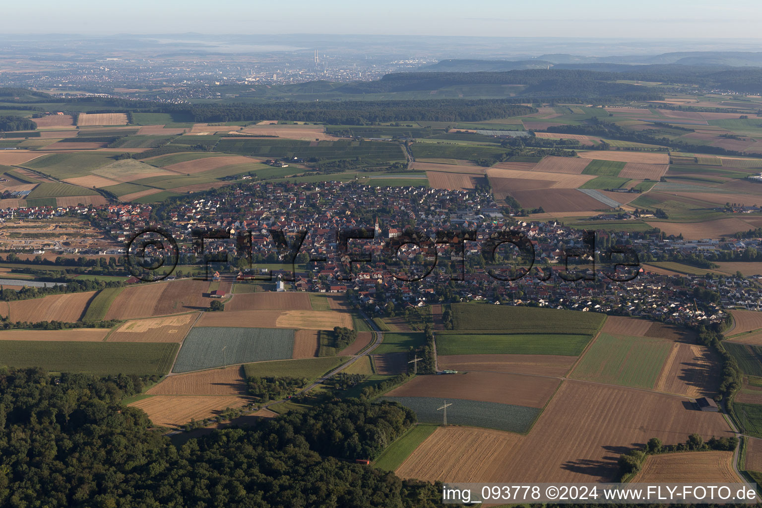 Vue aérienne de Dans le quartier Winzerhausen à Großbottwar à Winzerhausen dans le département Bade-Wurtemberg, Allemagne