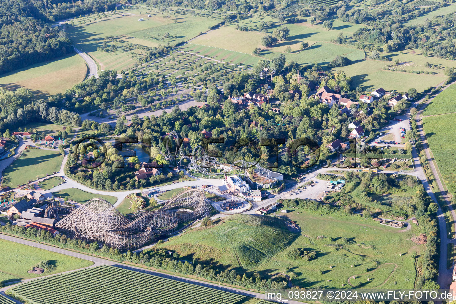 Photographie aérienne de Parc aventure Tripsdrill à Cleebronn dans le département Bade-Wurtemberg, Allemagne