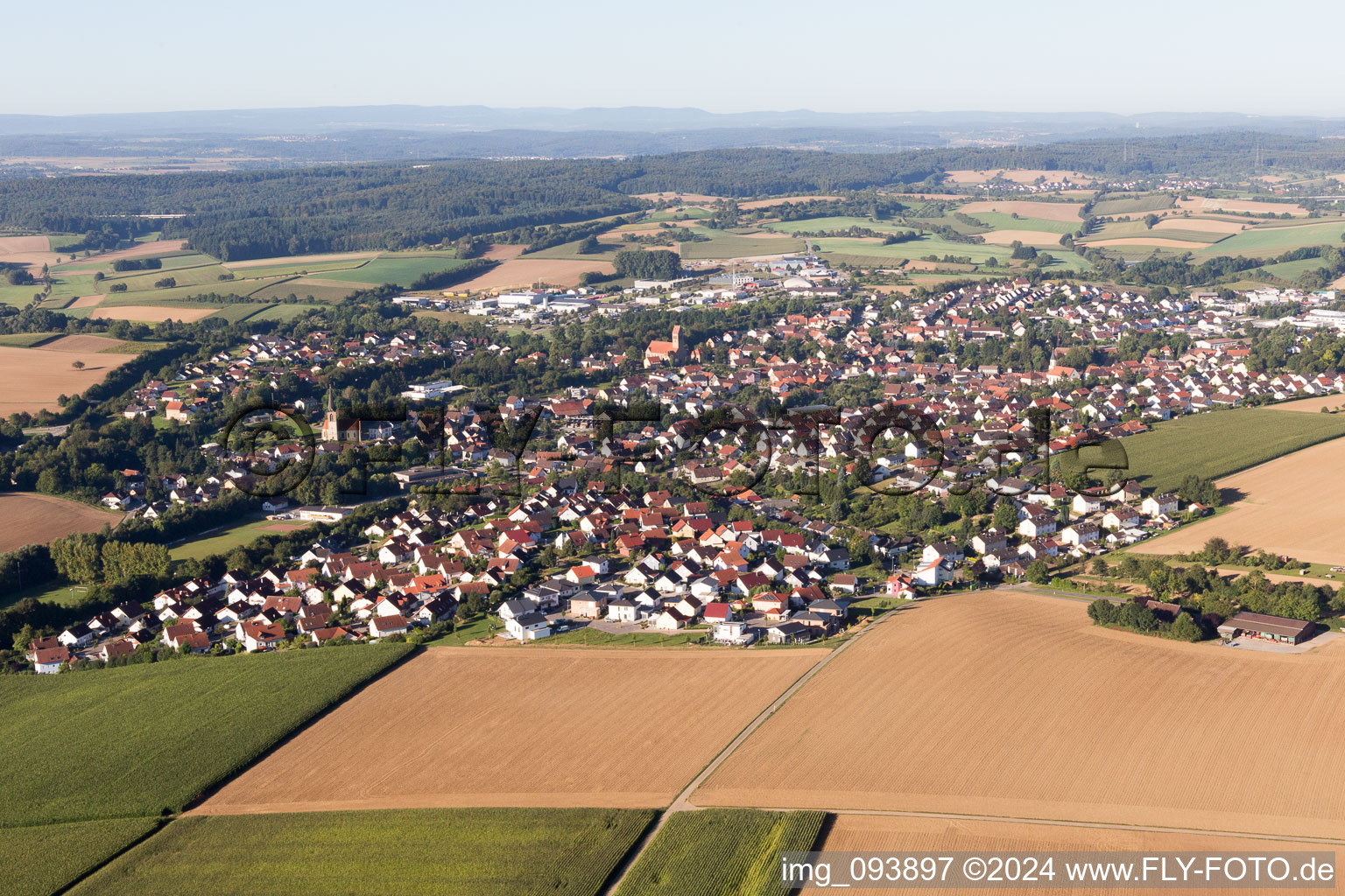 Vue aérienne de Quartier Flehingen in Oberderdingen dans le département Bade-Wurtemberg, Allemagne