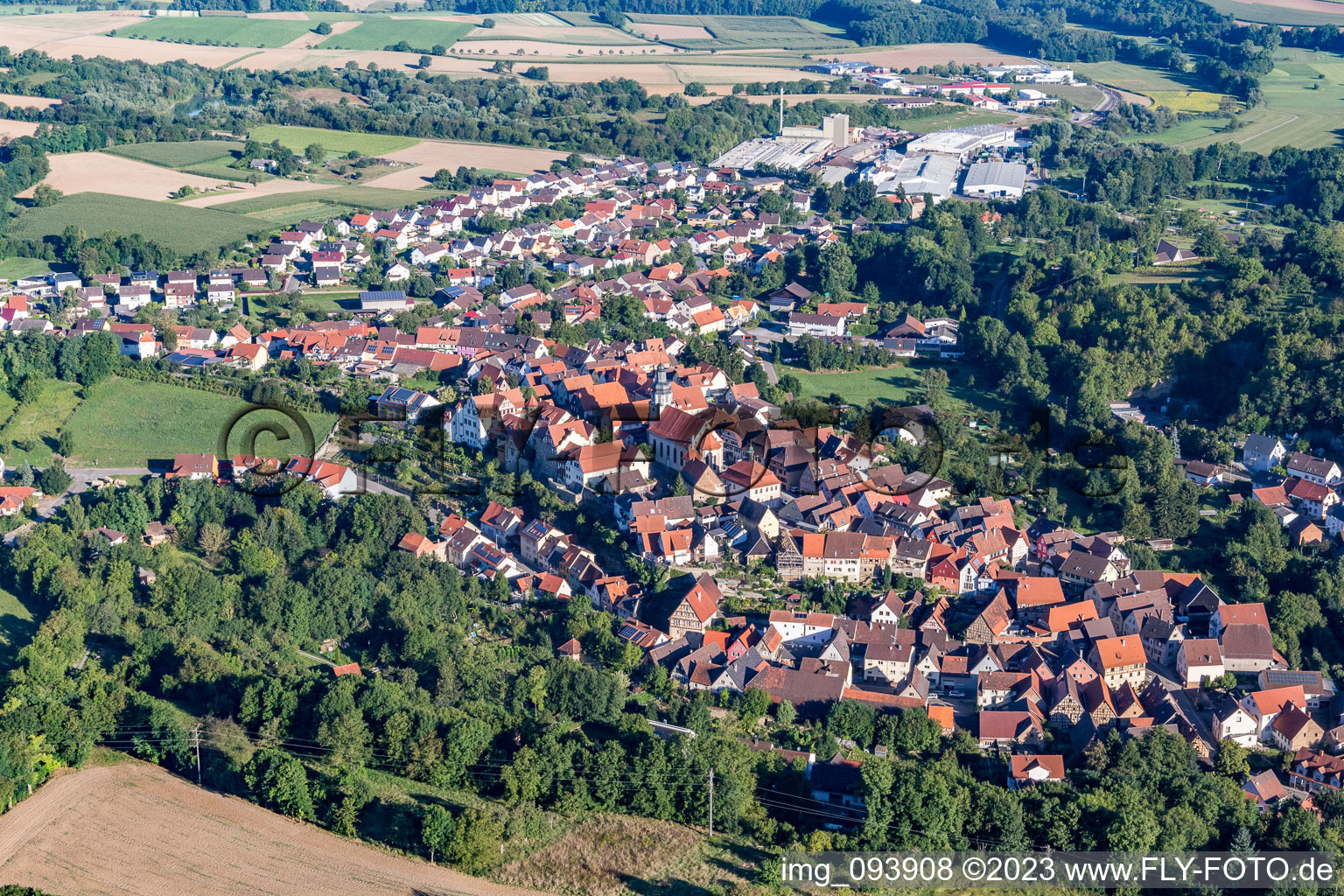 Photographie aérienne de Vue sur le village à le quartier Gochsheim in Kraichtal dans le département Bade-Wurtemberg, Allemagne