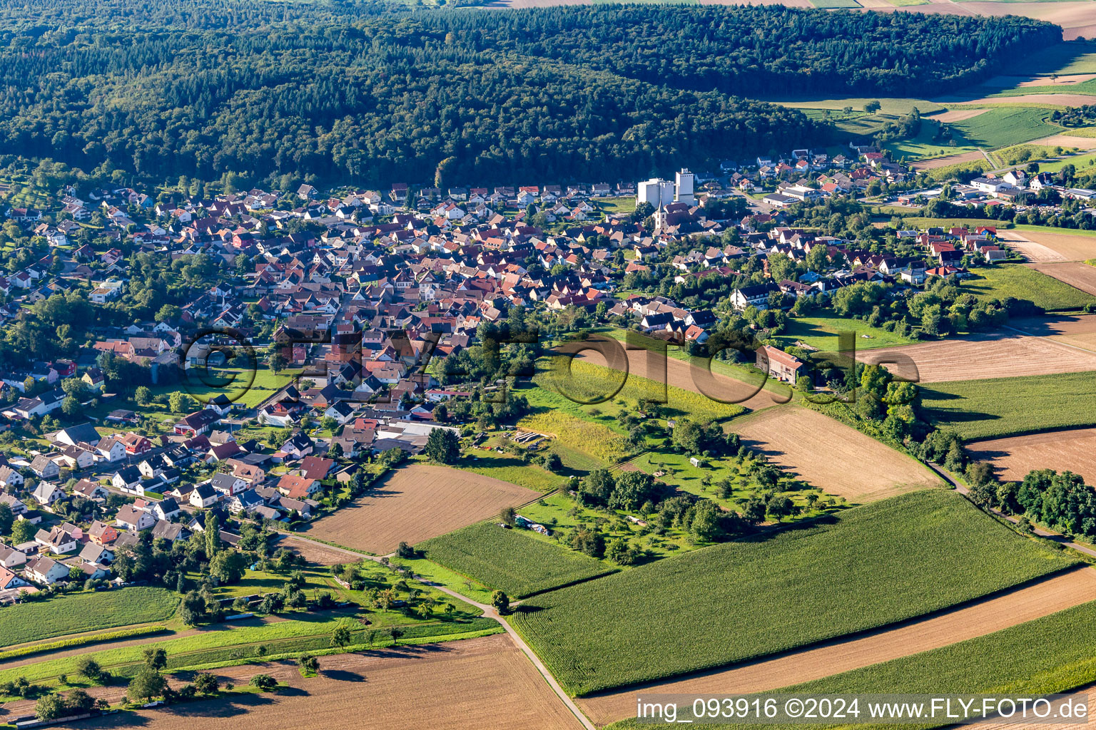 Vue aérienne de Quartier Neibsheim in Bretten dans le département Bade-Wurtemberg, Allemagne