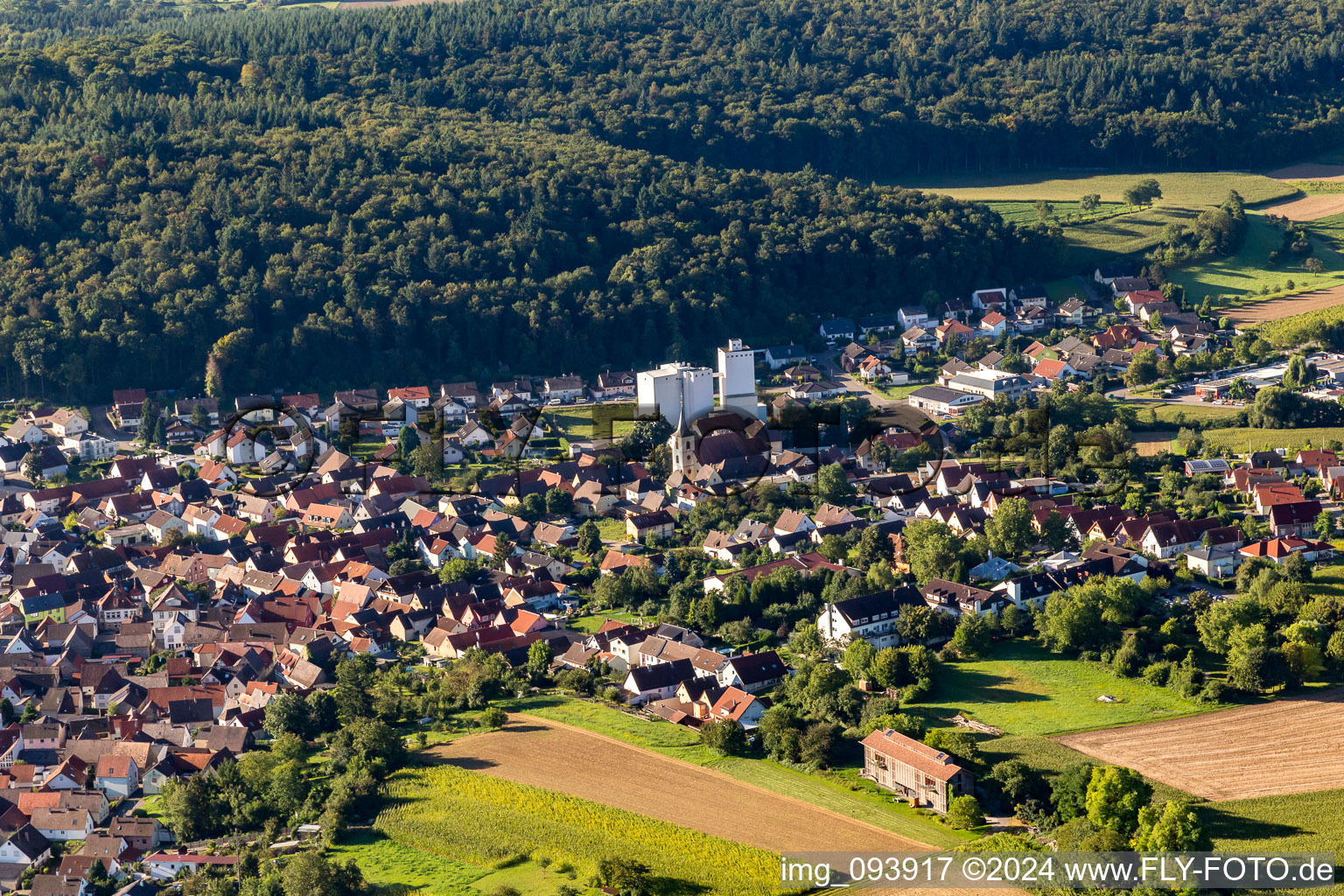 Vue aérienne de Quartier Neibsheim in Bretten dans le département Bade-Wurtemberg, Allemagne