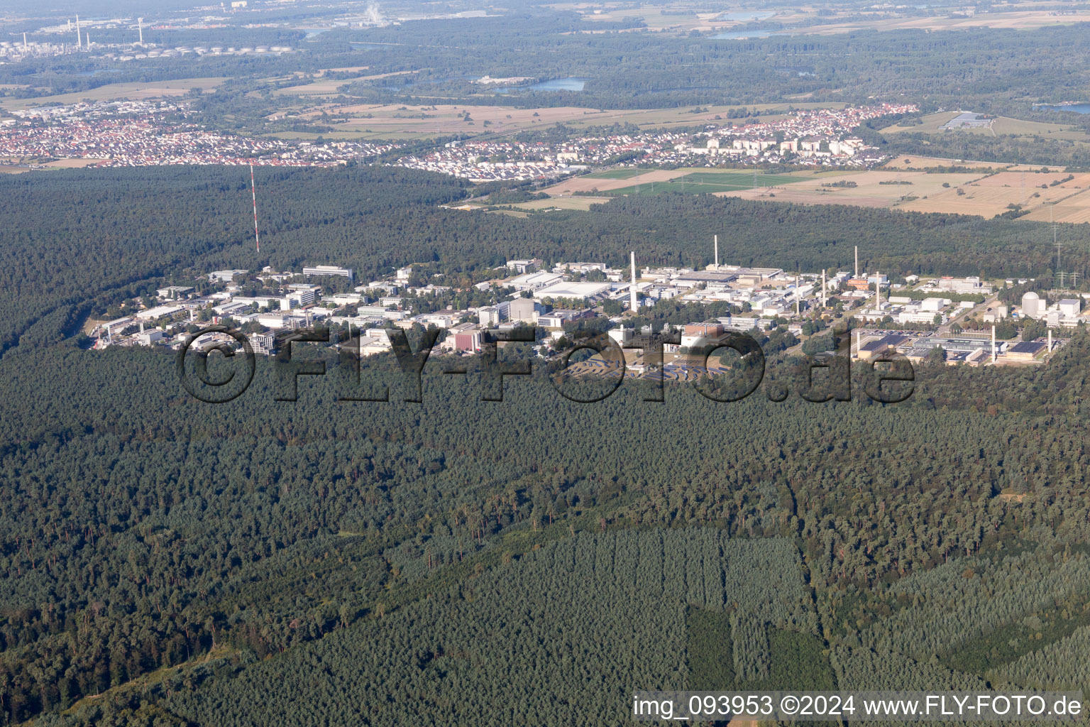 Vue oblique de KIT Nord à le quartier Leopoldshafen in Eggenstein-Leopoldshafen dans le département Bade-Wurtemberg, Allemagne