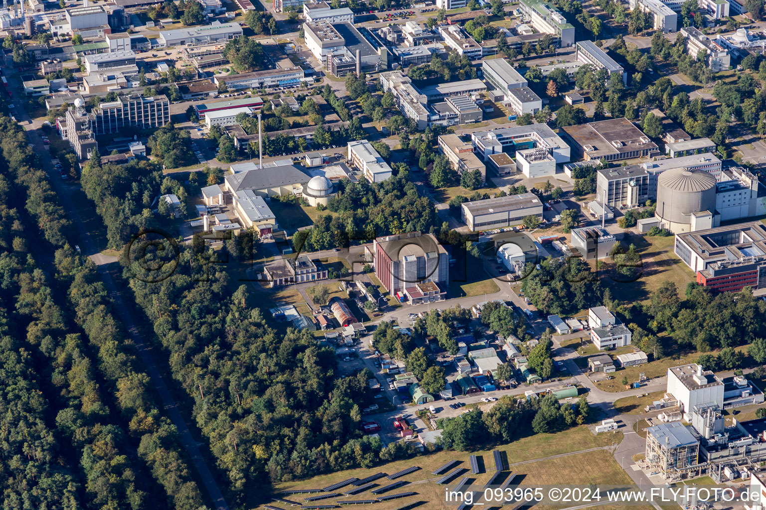 KIT Nord à le quartier Leopoldshafen in Eggenstein-Leopoldshafen dans le département Bade-Wurtemberg, Allemagne vue du ciel