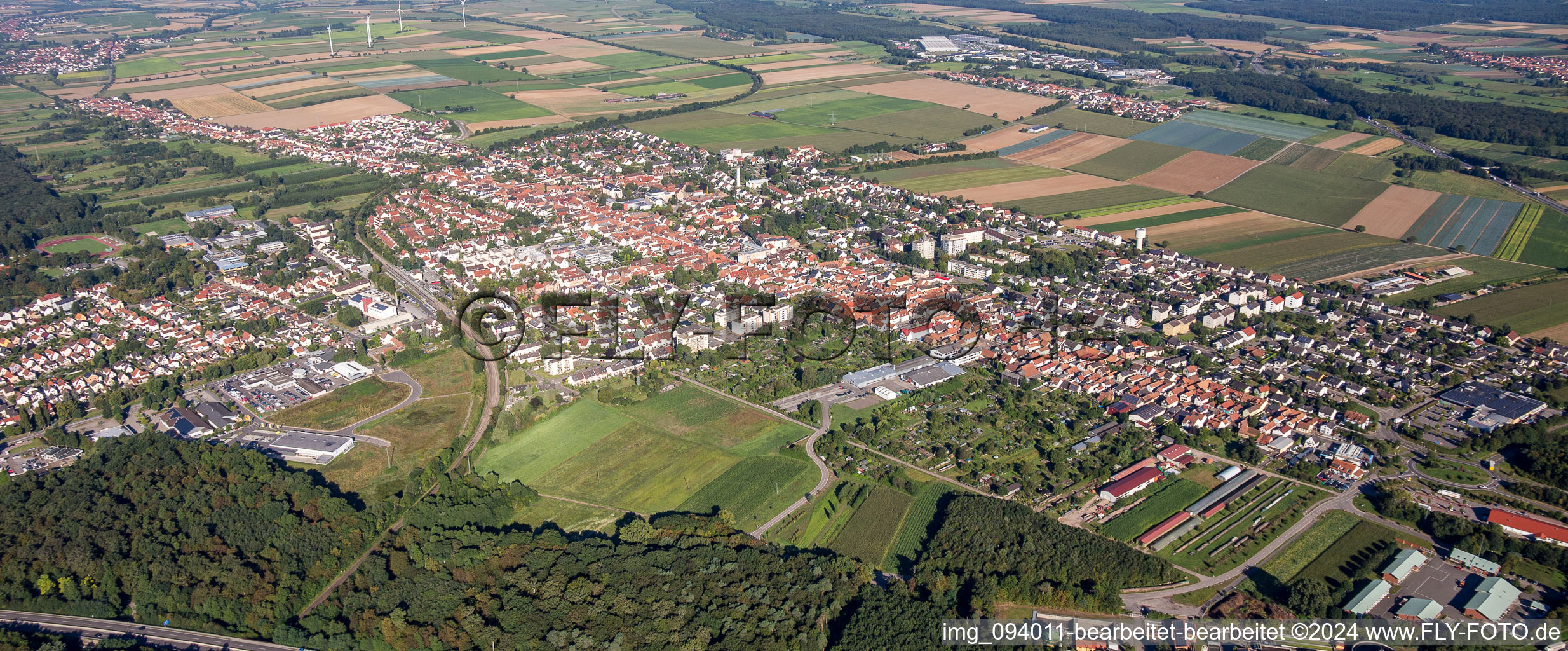 Vue aérienne de Kandel dans le département Rhénanie-Palatinat, Allemagne