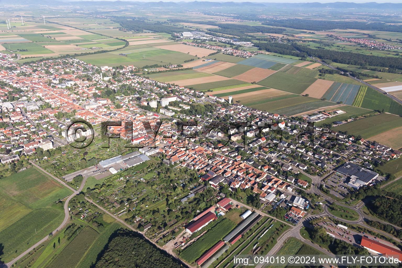 Vue d'oiseau de Kandel dans le département Rhénanie-Palatinat, Allemagne