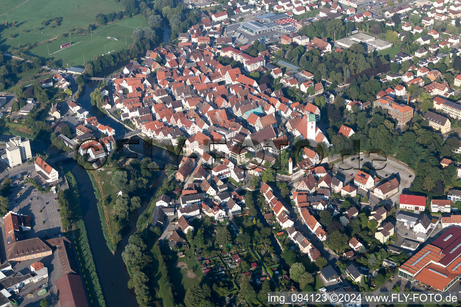 Photographie aérienne de Vue des rues et des maisons des quartiers résidentiels à le quartier Neufra in Riedlingen dans le département Bade-Wurtemberg, Allemagne