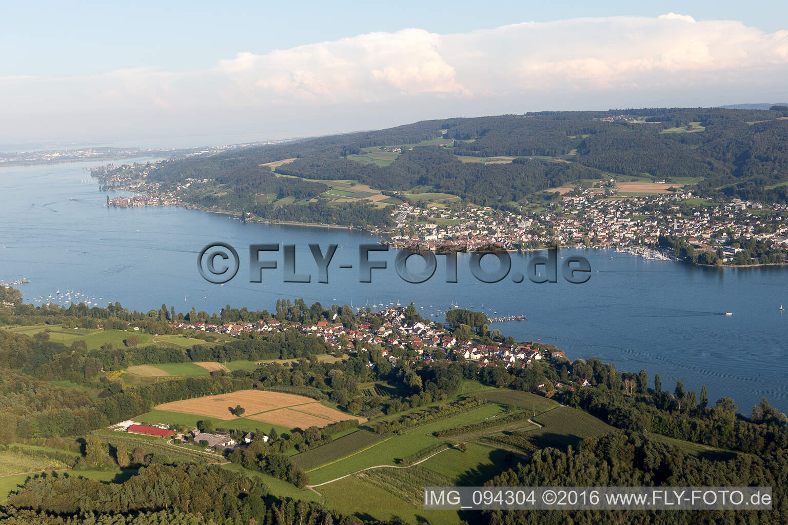 Vue aérienne de Zones riveraines du lac de Constance à Steckborn dans le département Thurgovie, Suisse
