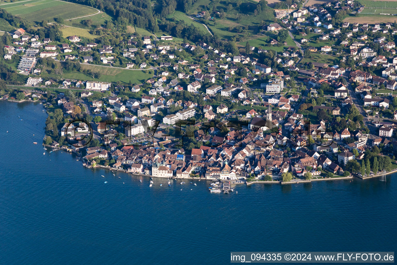 Vue aérienne de Zone riveraine du lac de Constance à Steckborn dans le département Thurgovie, Suisse