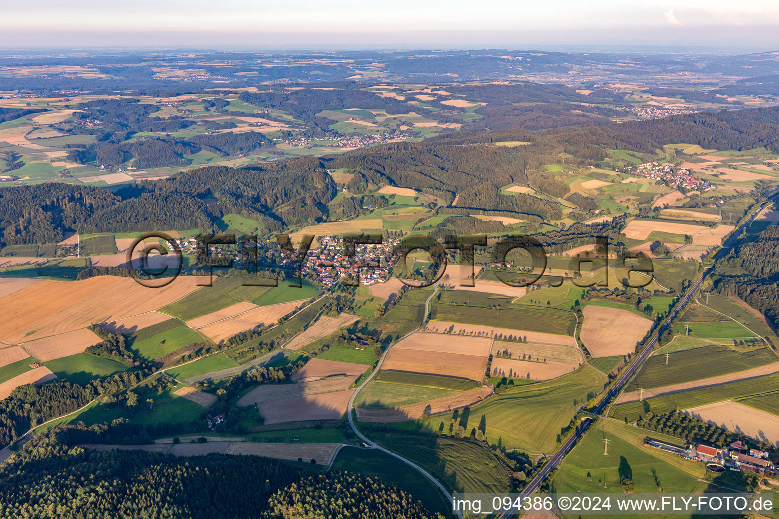 Vue aérienne de Quartier Bonndorf in Überlingen dans le département Bade-Wurtemberg, Allemagne